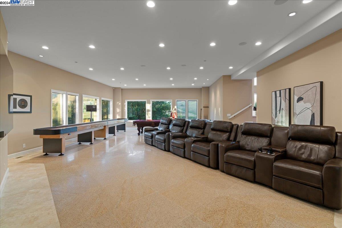 1565 Augusta Ct