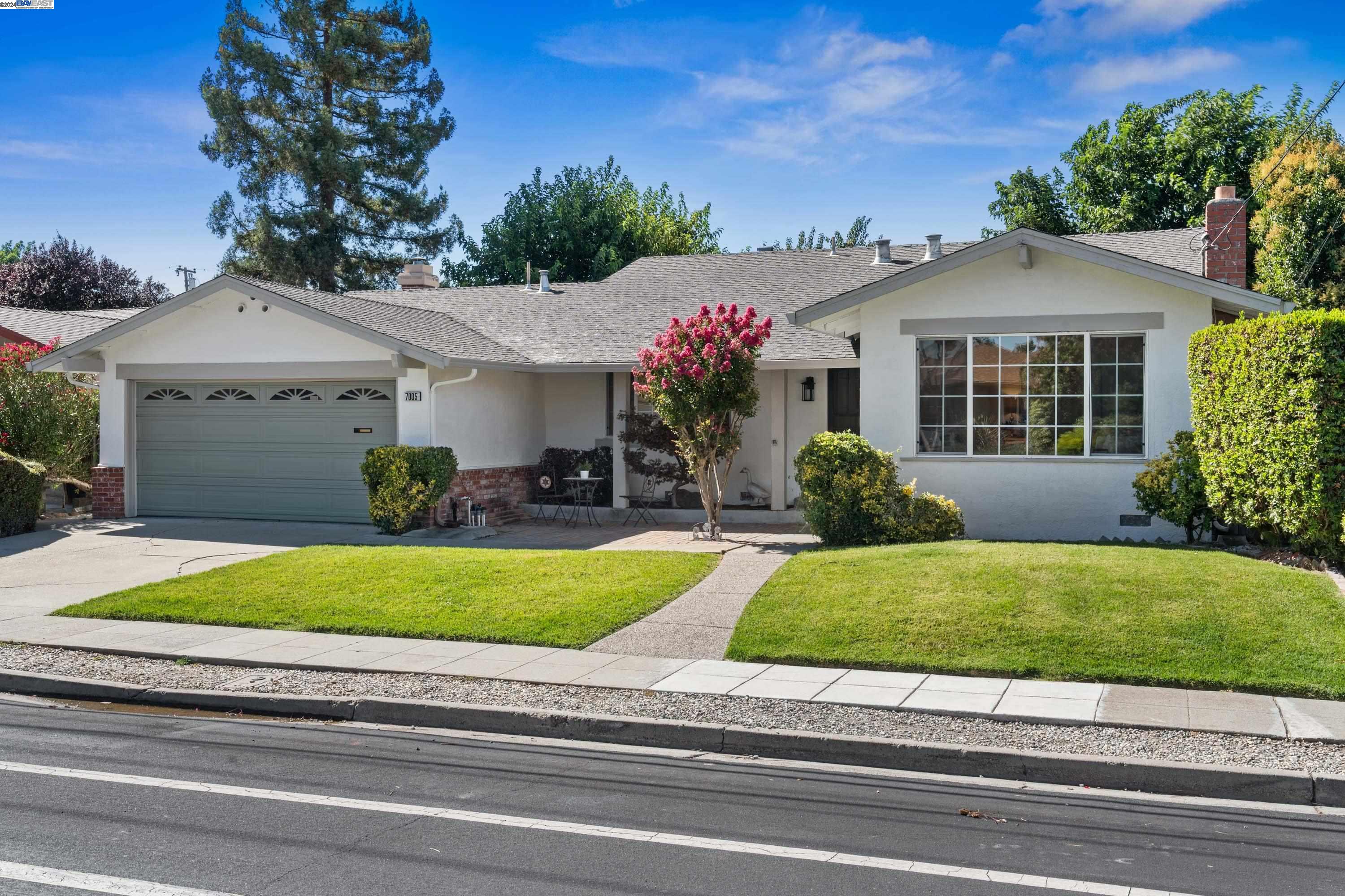7005 Amador Valley Blvd