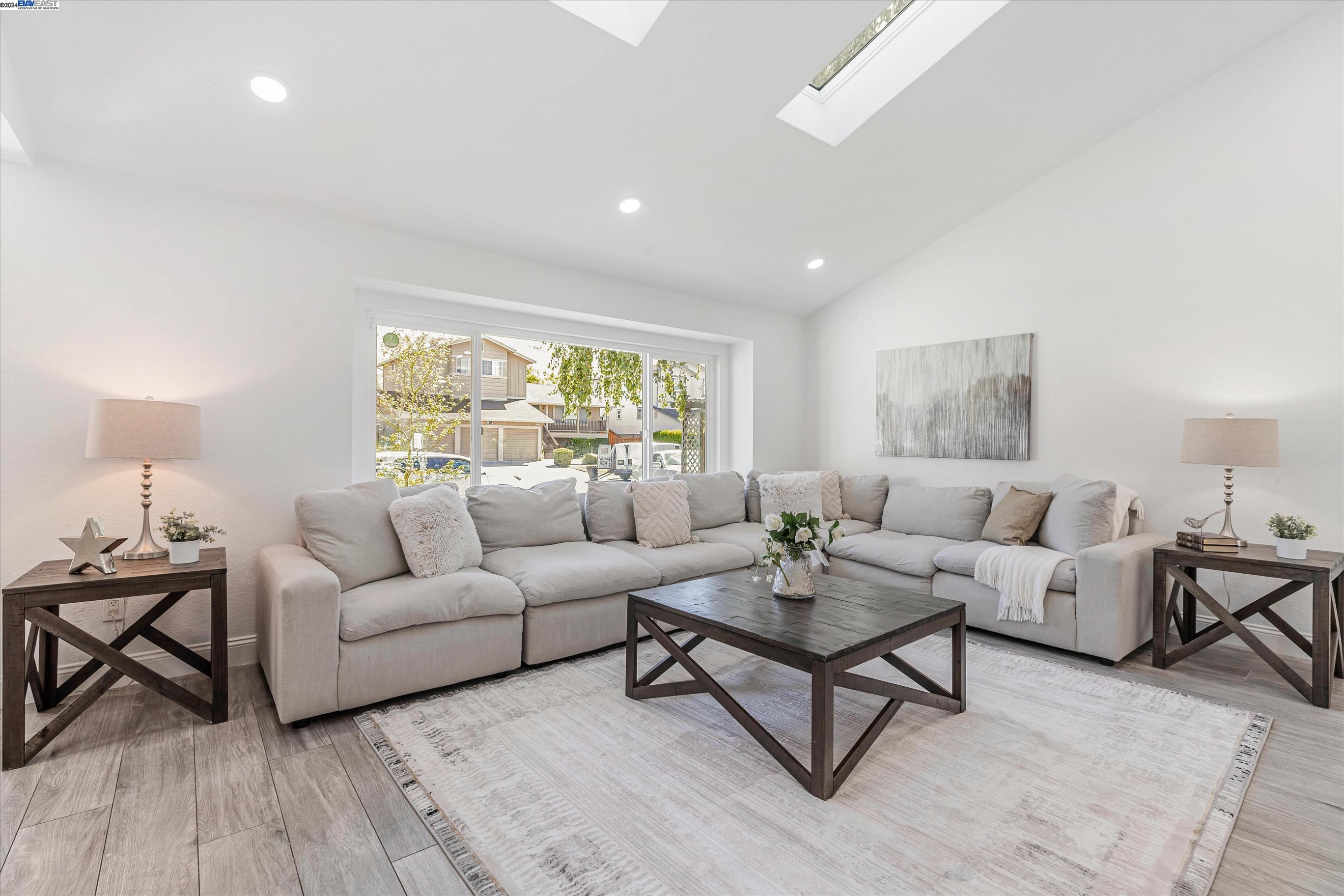 7472 Quartz Circle