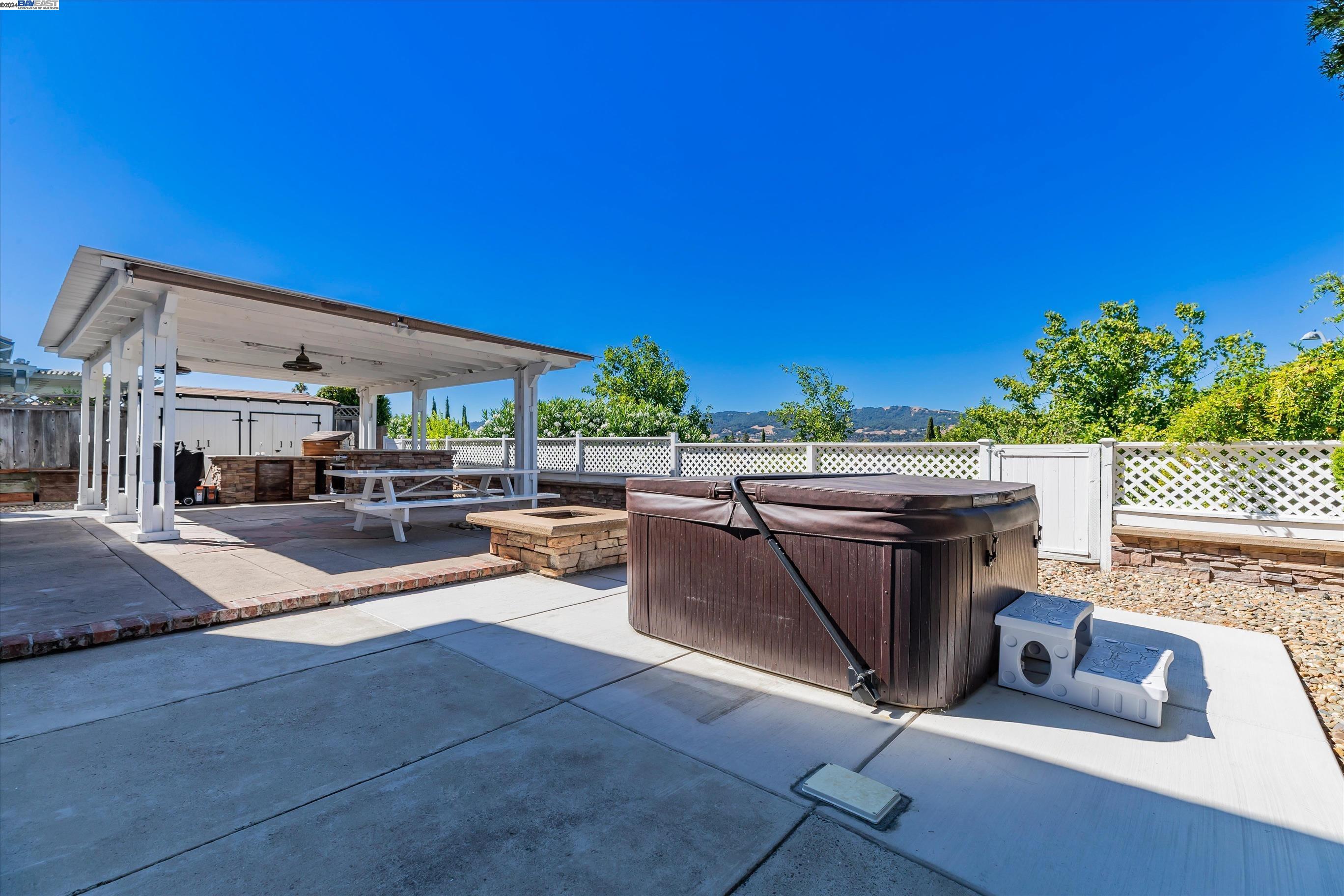 7472 Quartz Circle