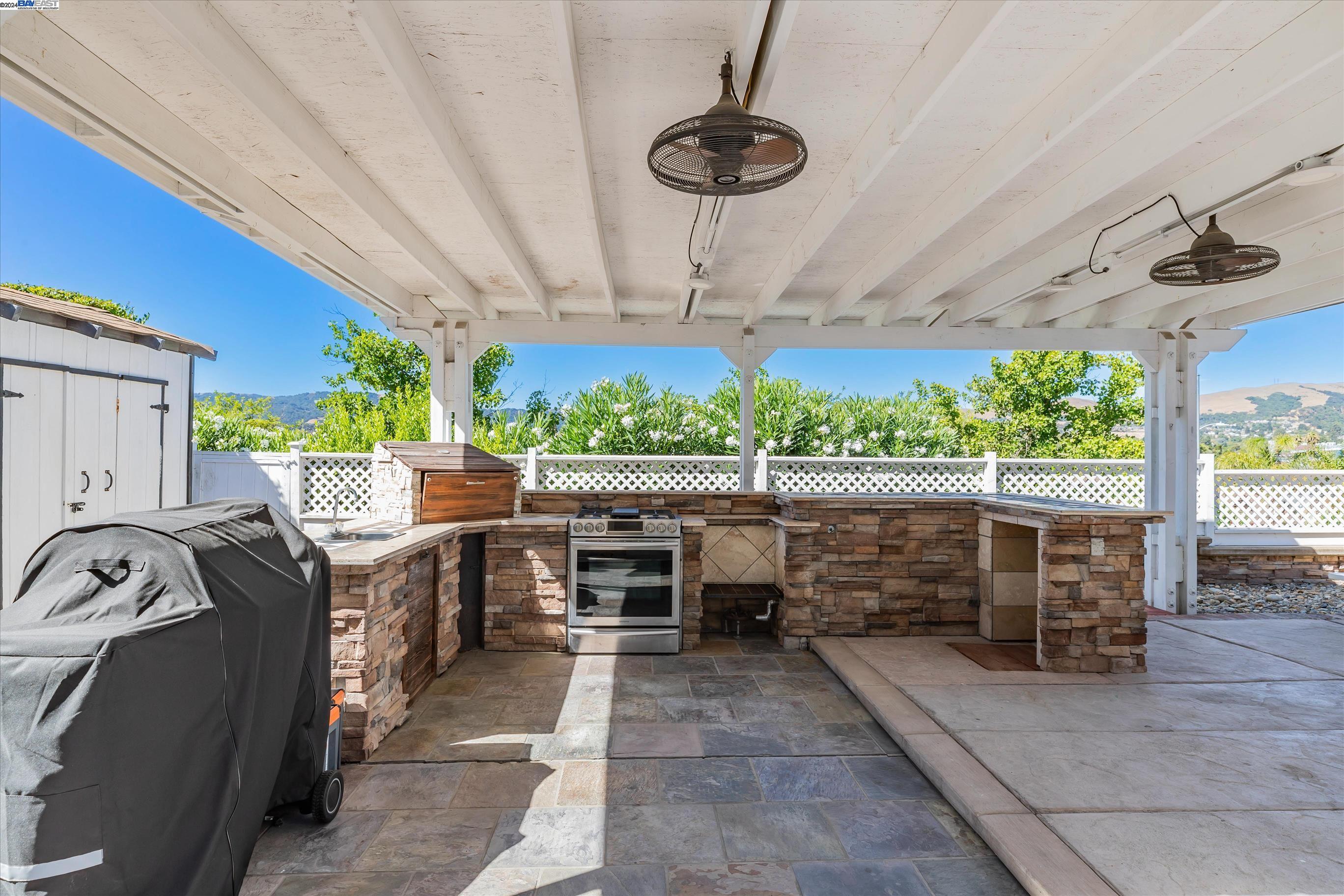 7472 Quartz Circle