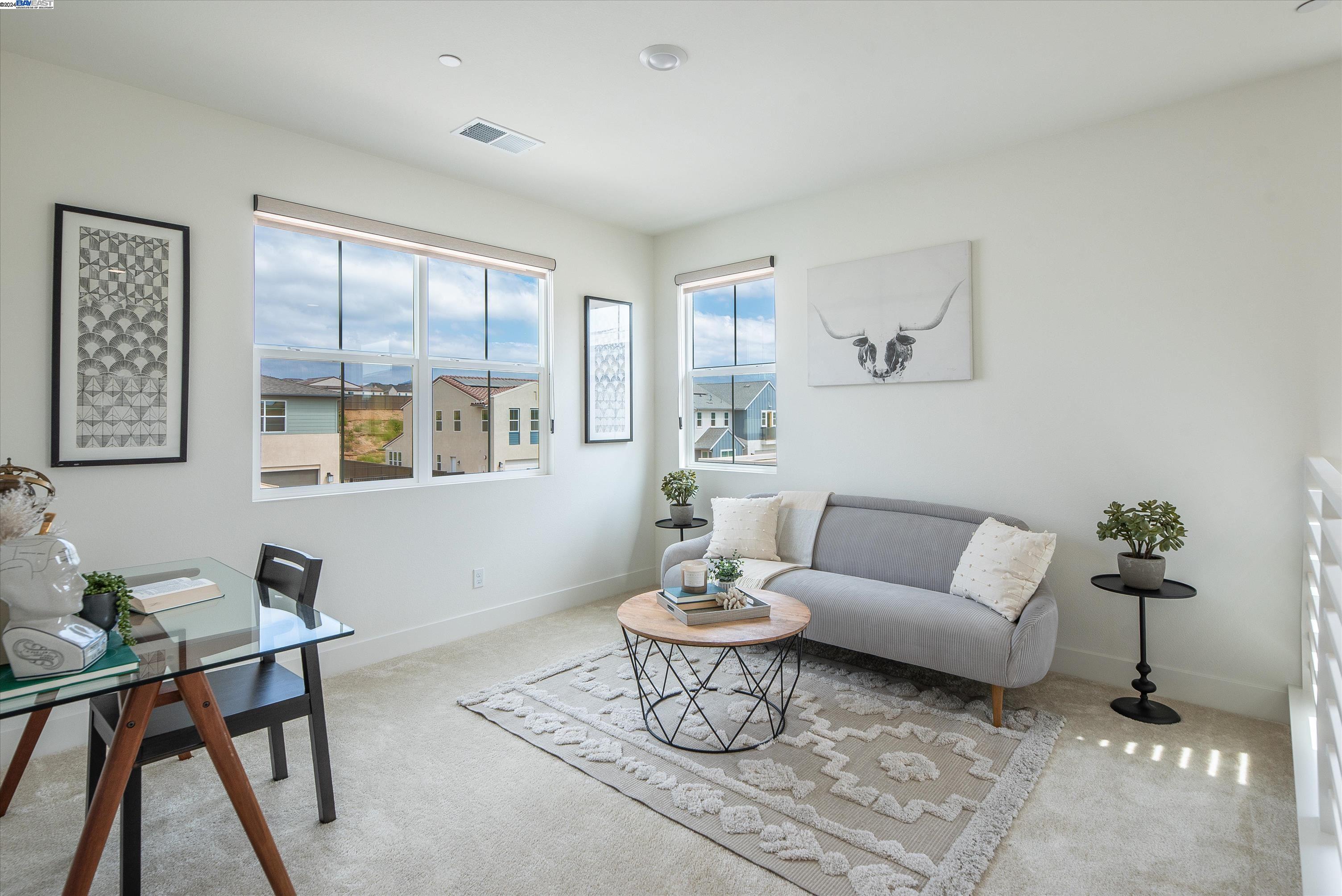 2388 Paseo Archer