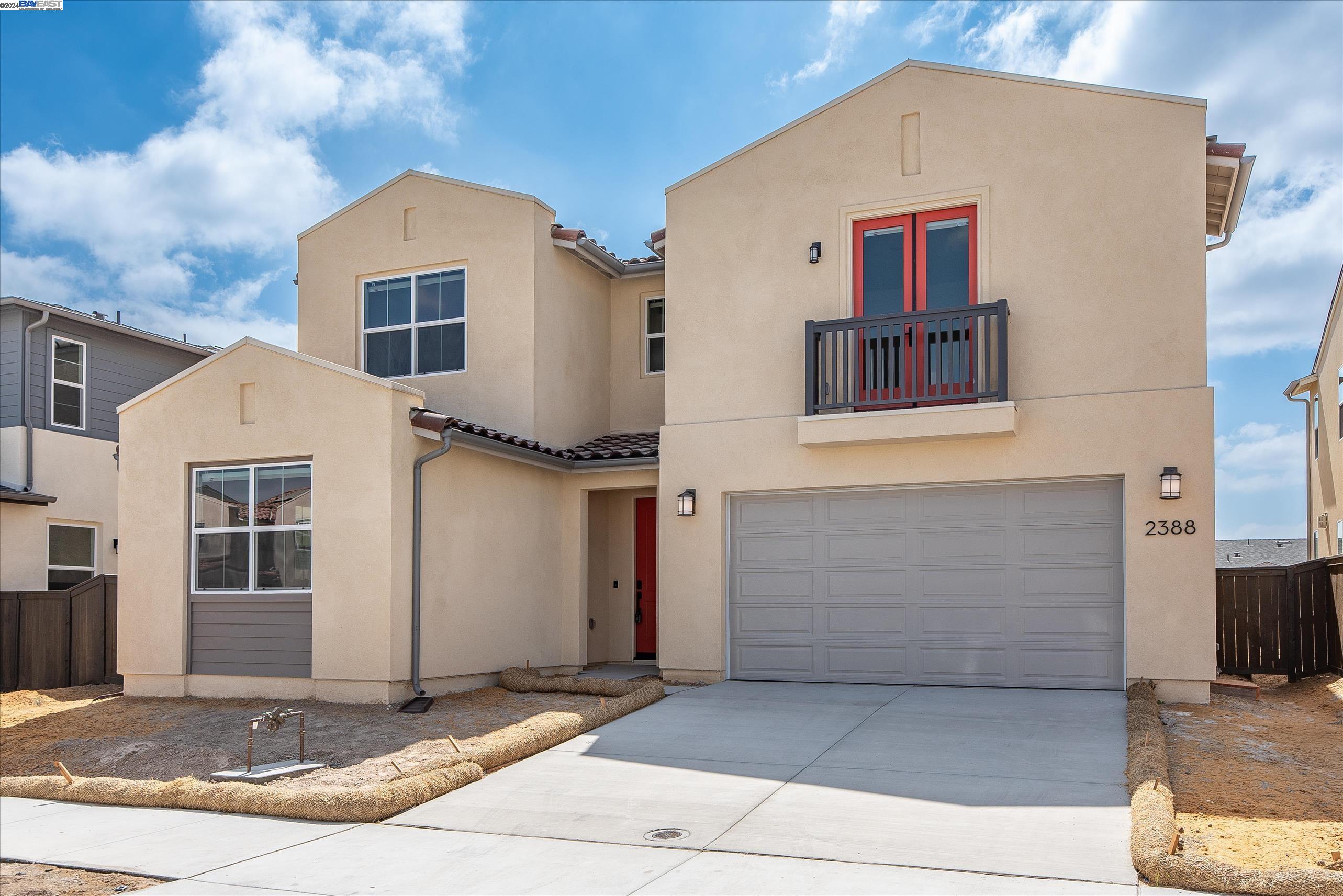 2388 Paseo Archer