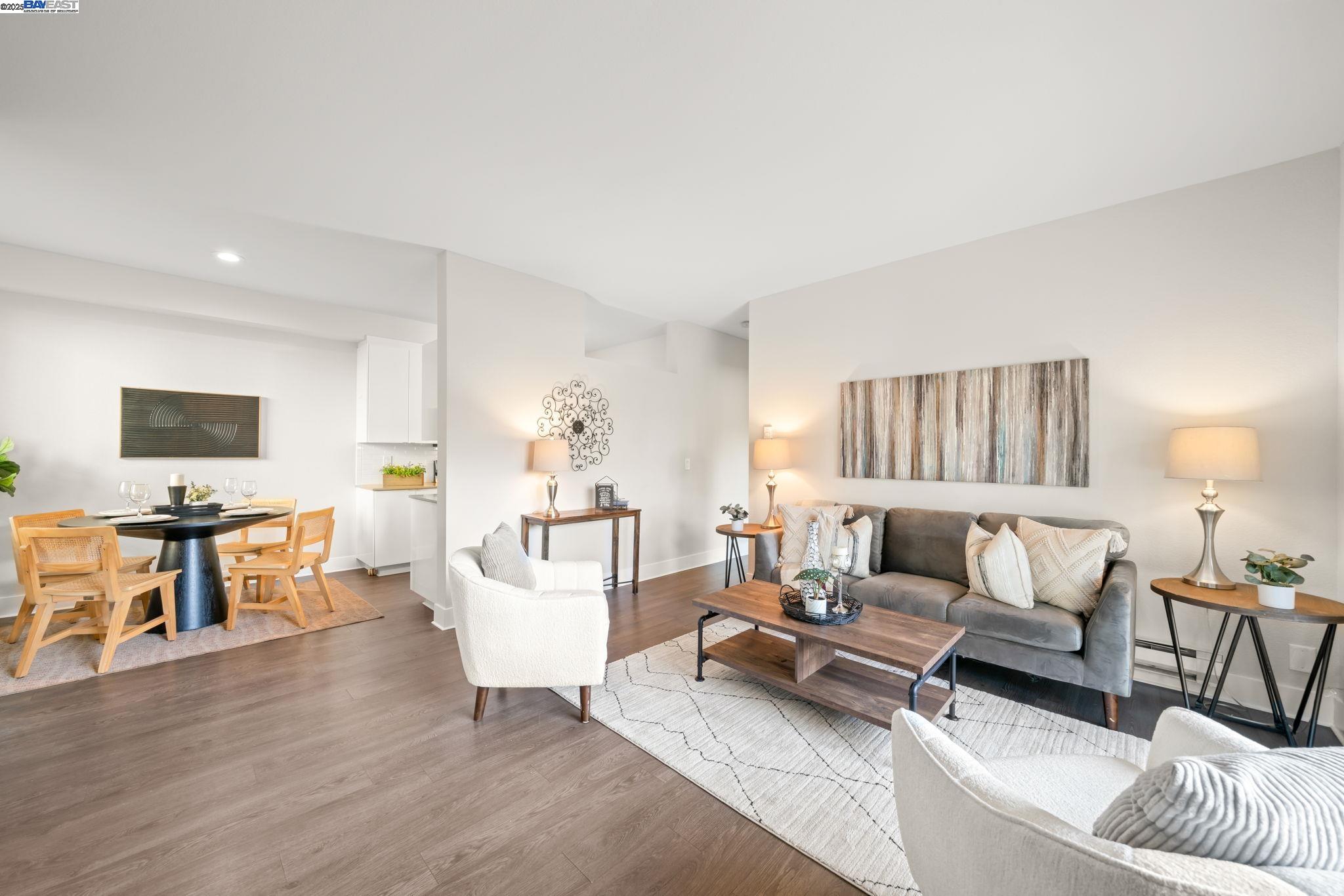 67 Lakeshore Ct