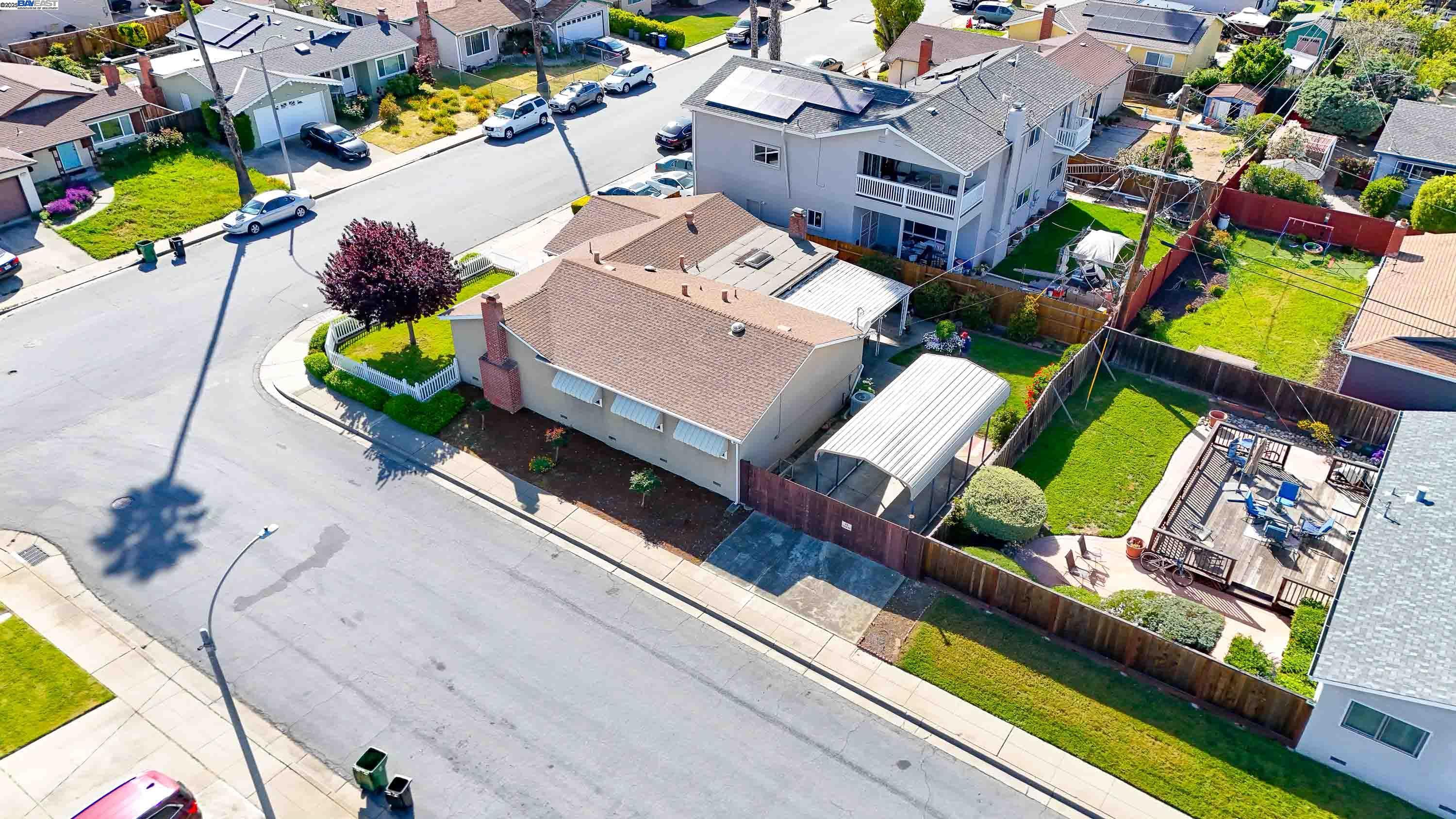 39672 Royal Palm Dr