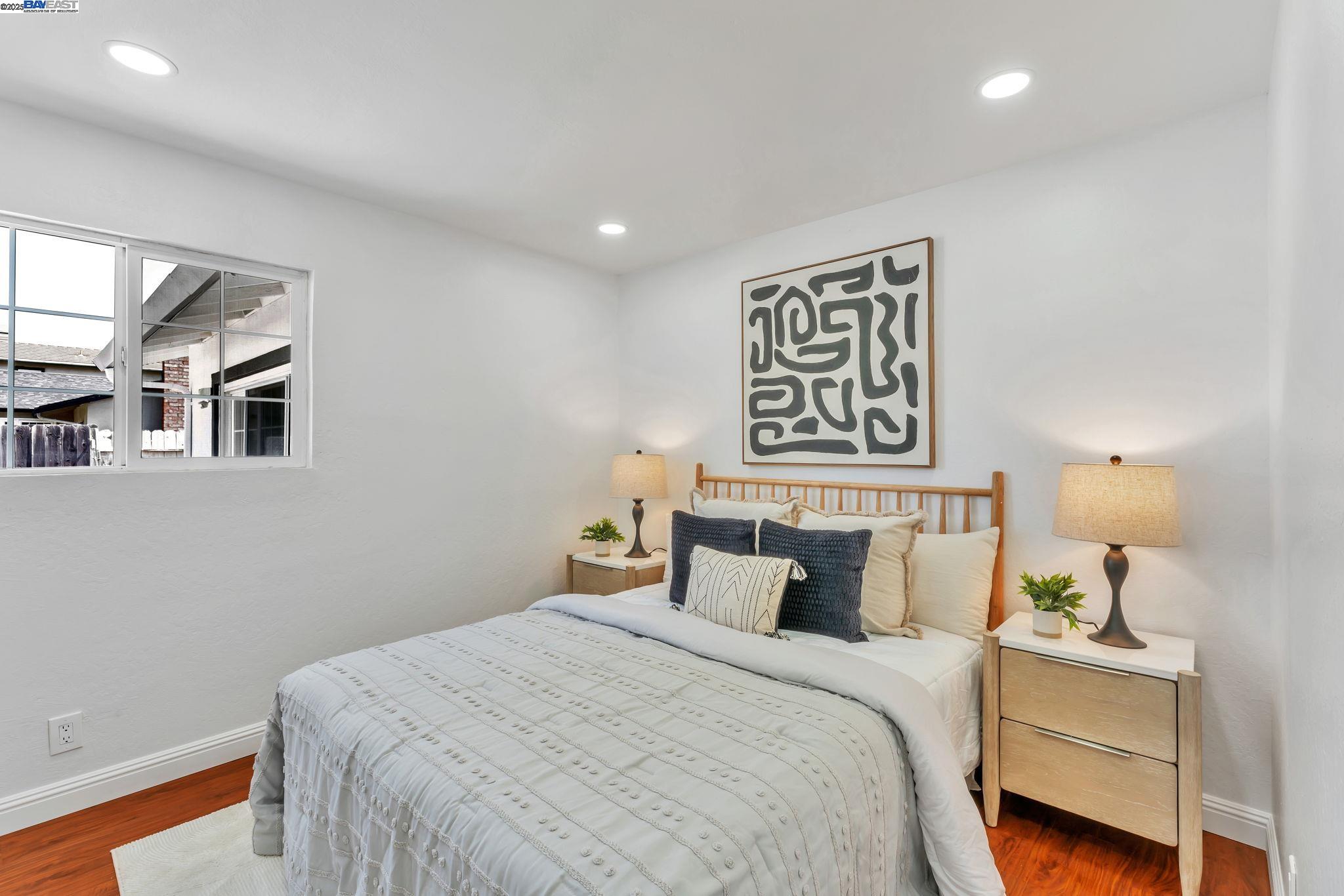 4073 Becerra Dr