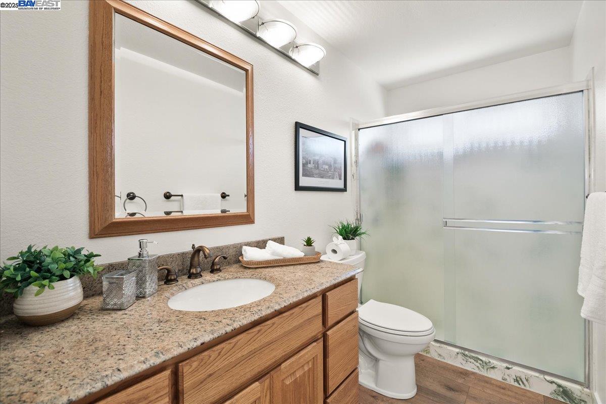 5769 Bellflower Dr