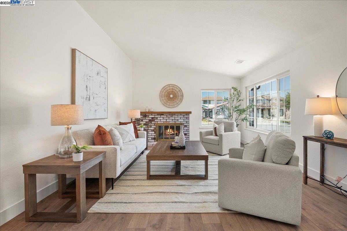 5769 Bellflower Dr