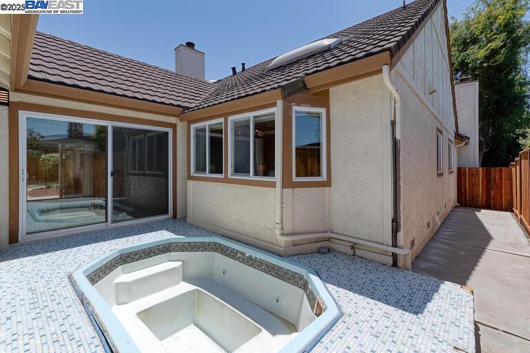41366 Charlita Ct