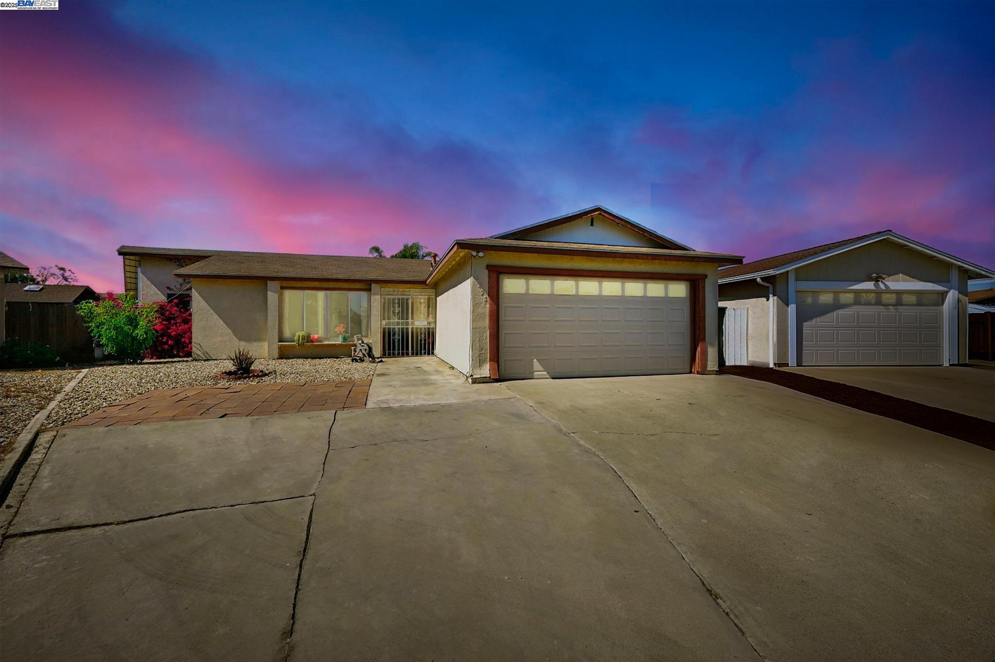 10293 Covina Pl