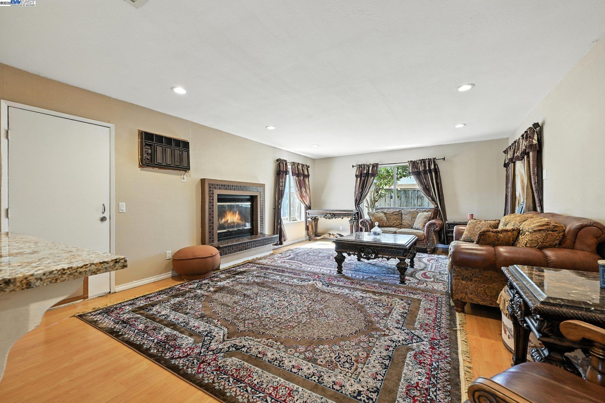 10293 Covina Pl