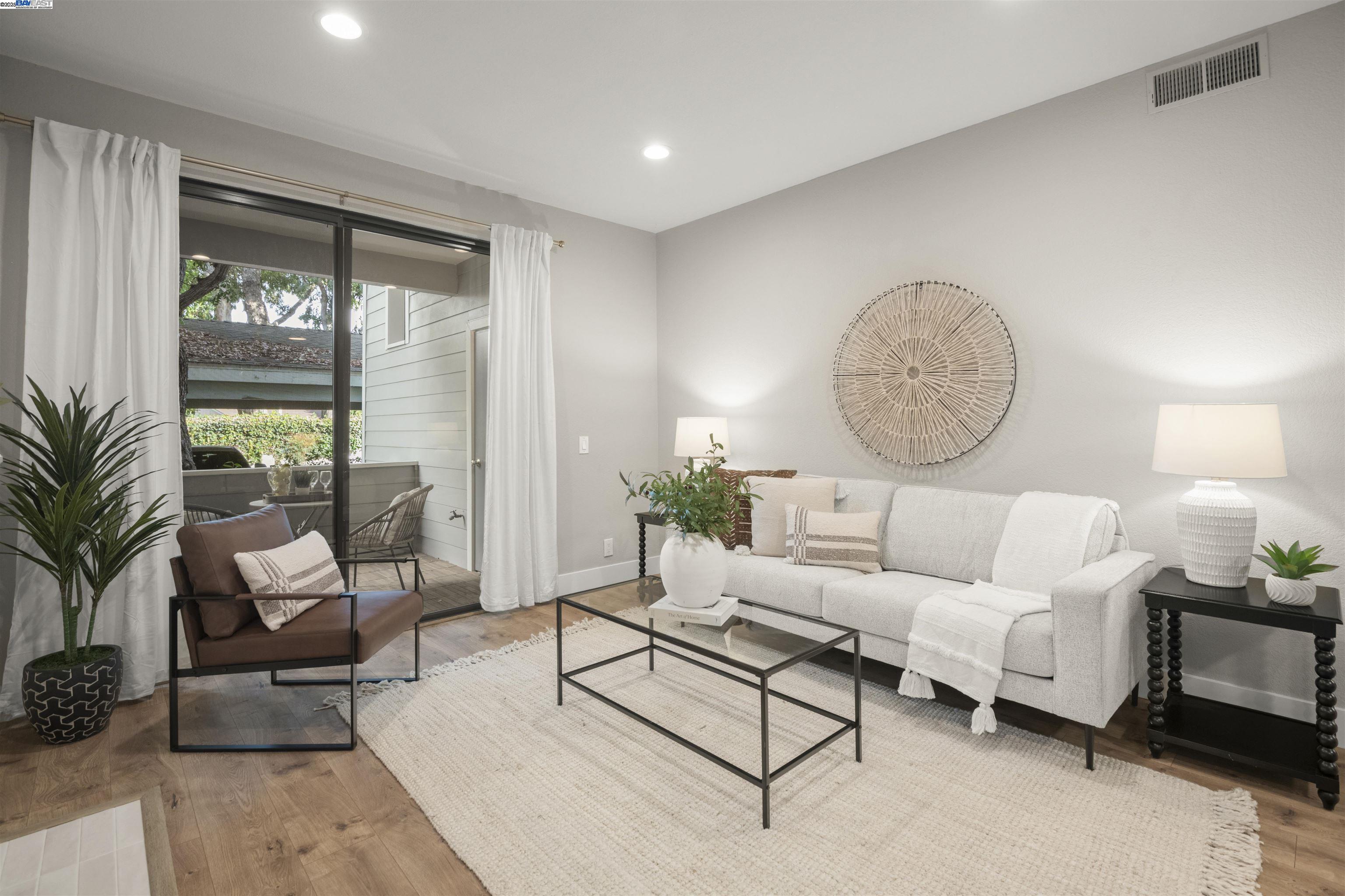 36992 Meadowbrook Cmn # 102