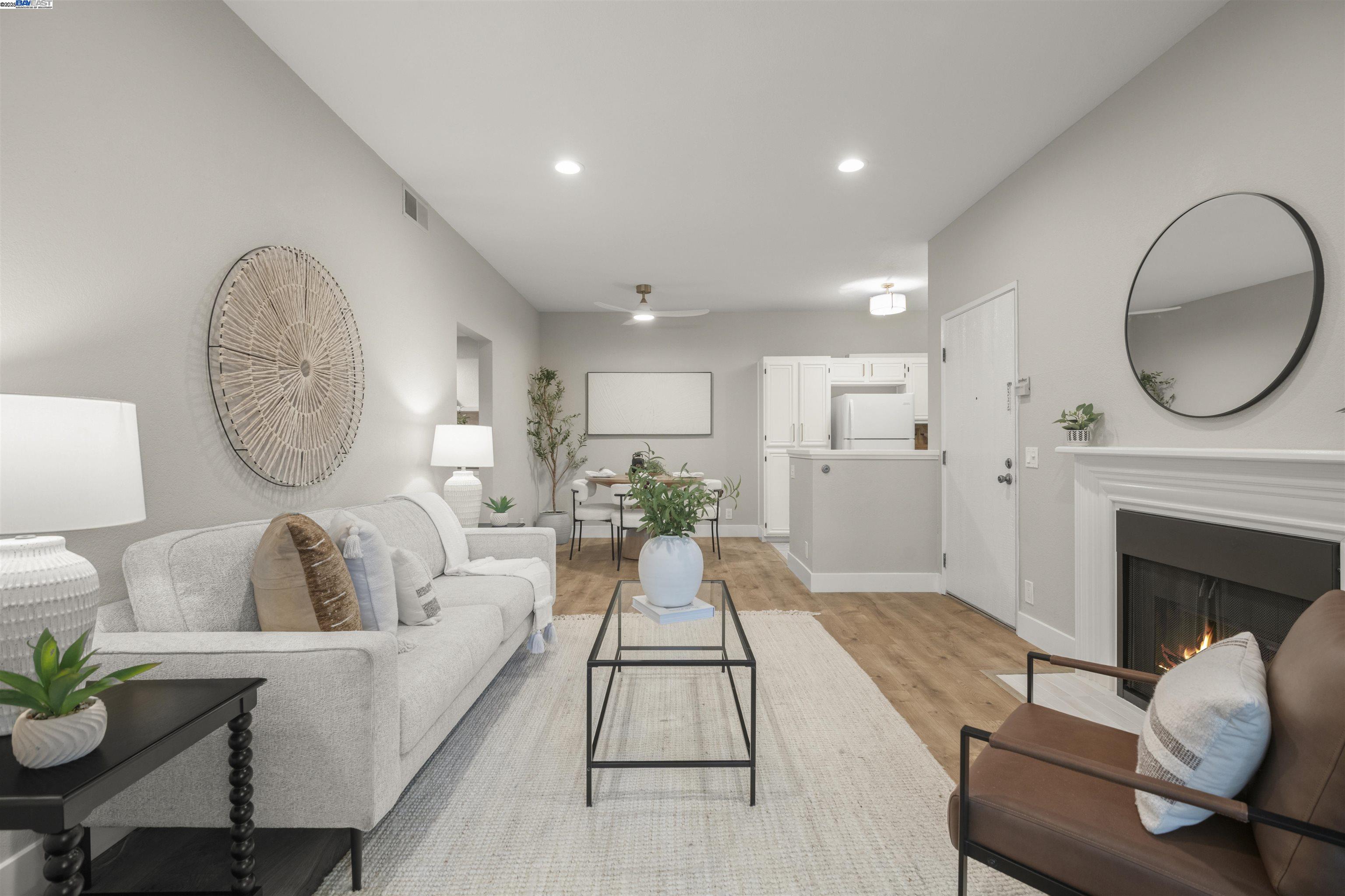 36992 Meadowbrook Cmn # 102