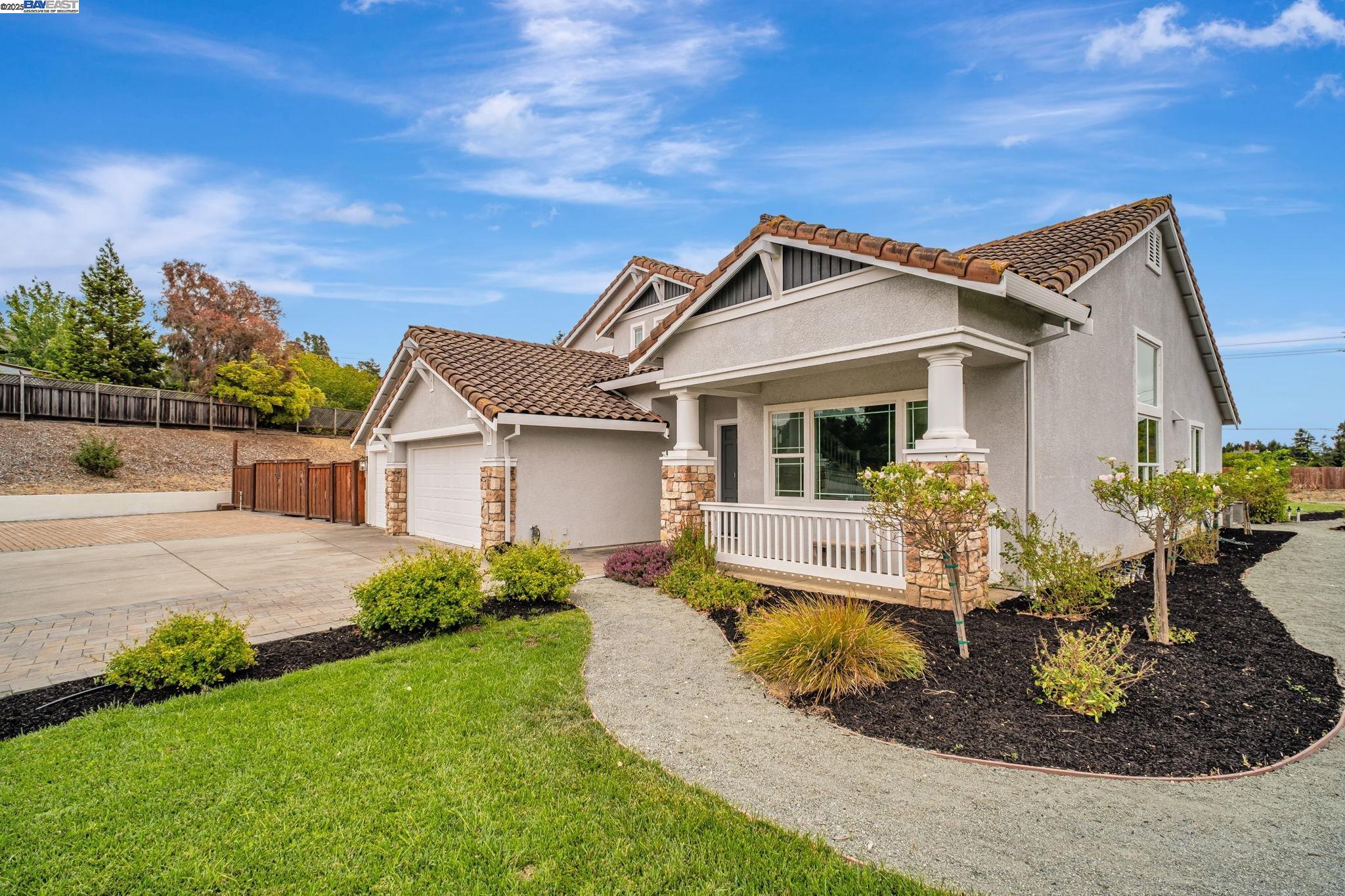 25389 Old Fairview Ave