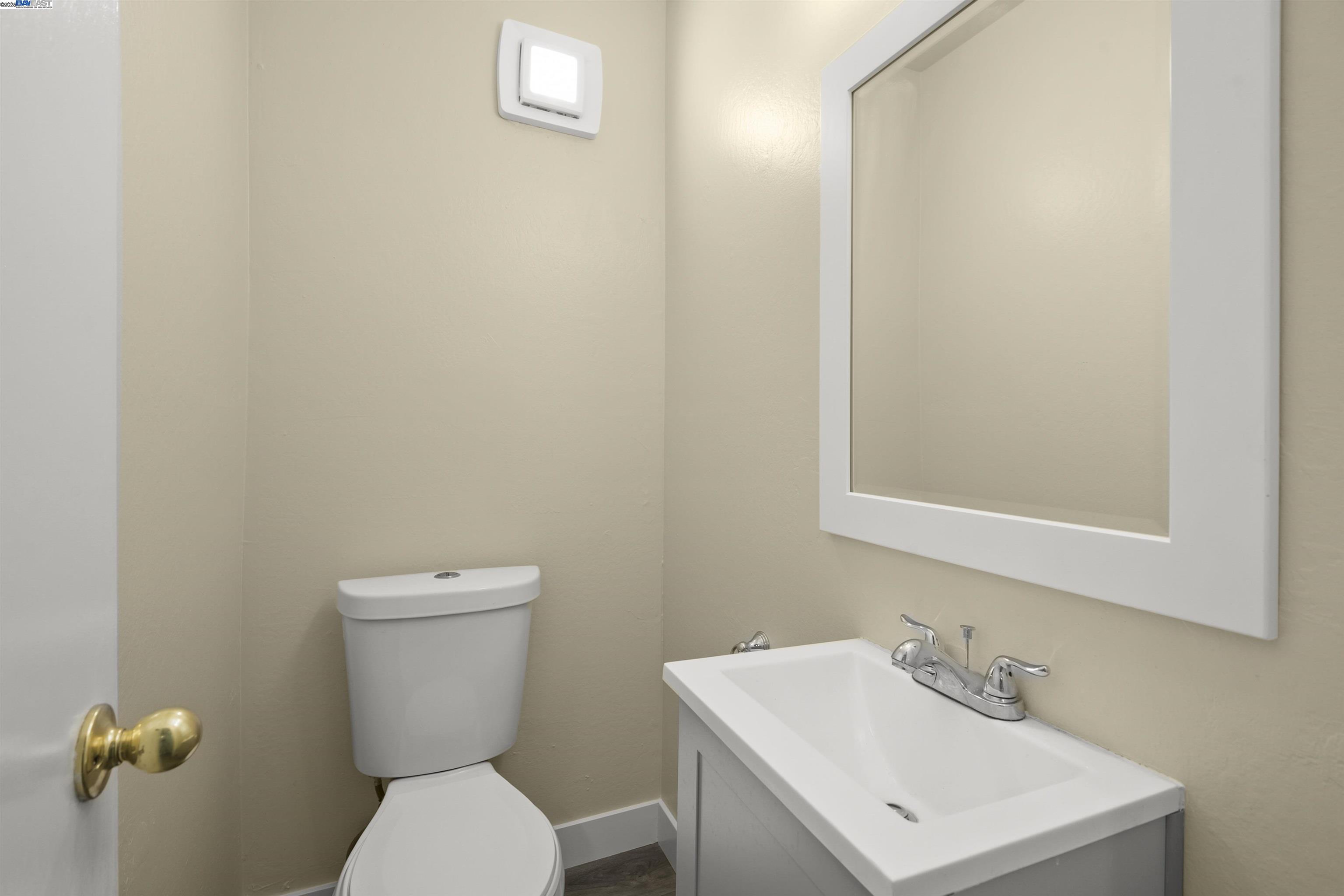 1001 Murrieta Blvd # 4