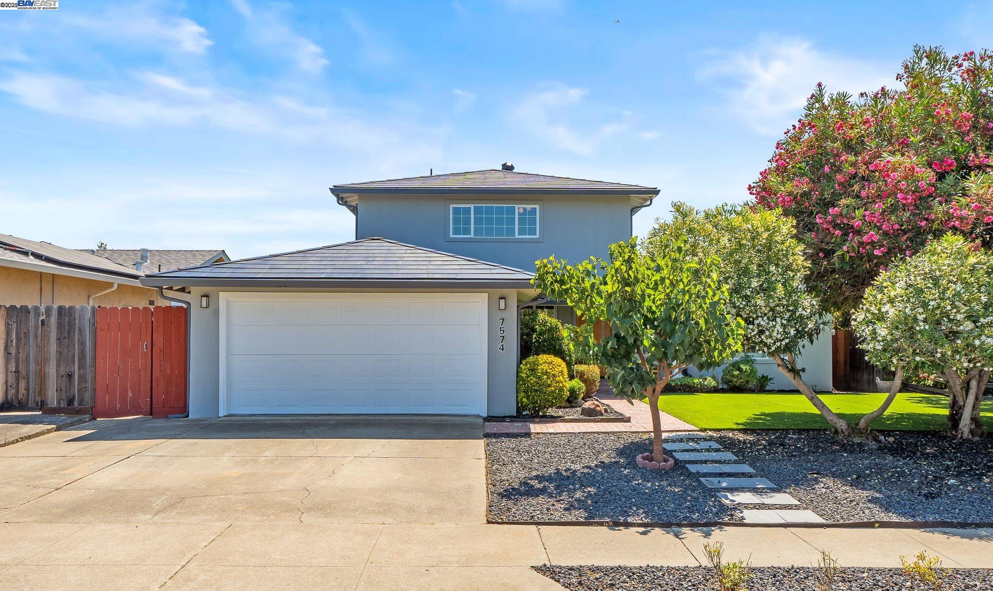 7574 Birkdale Dr