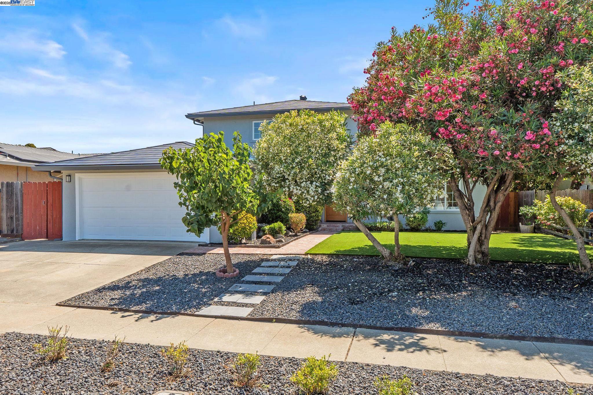 7574 Birkdale Dr