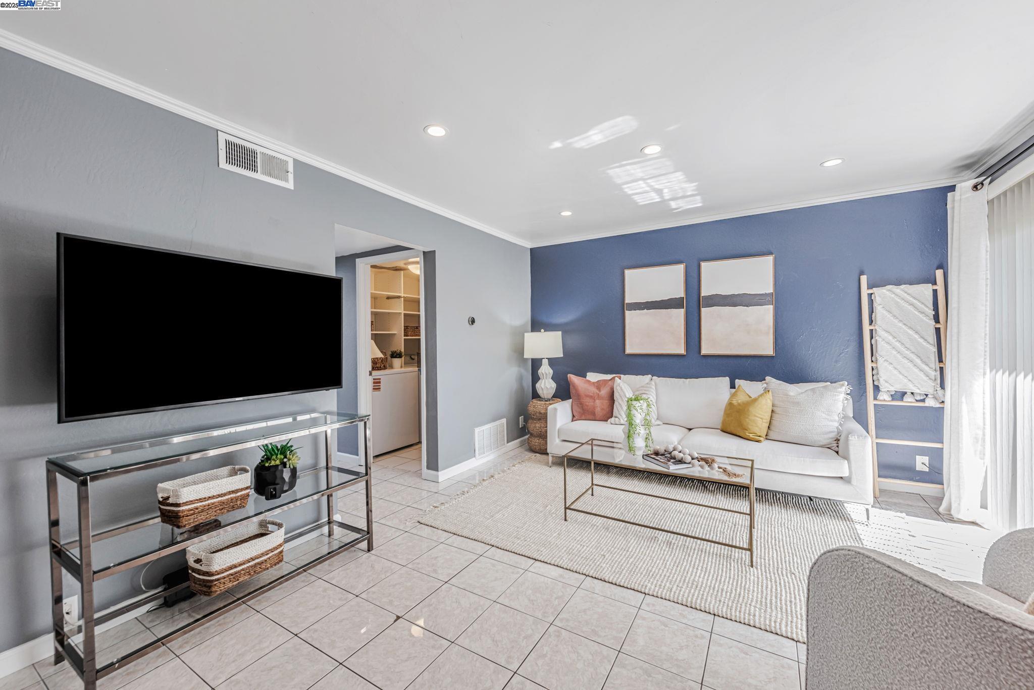 4633 Granada Way