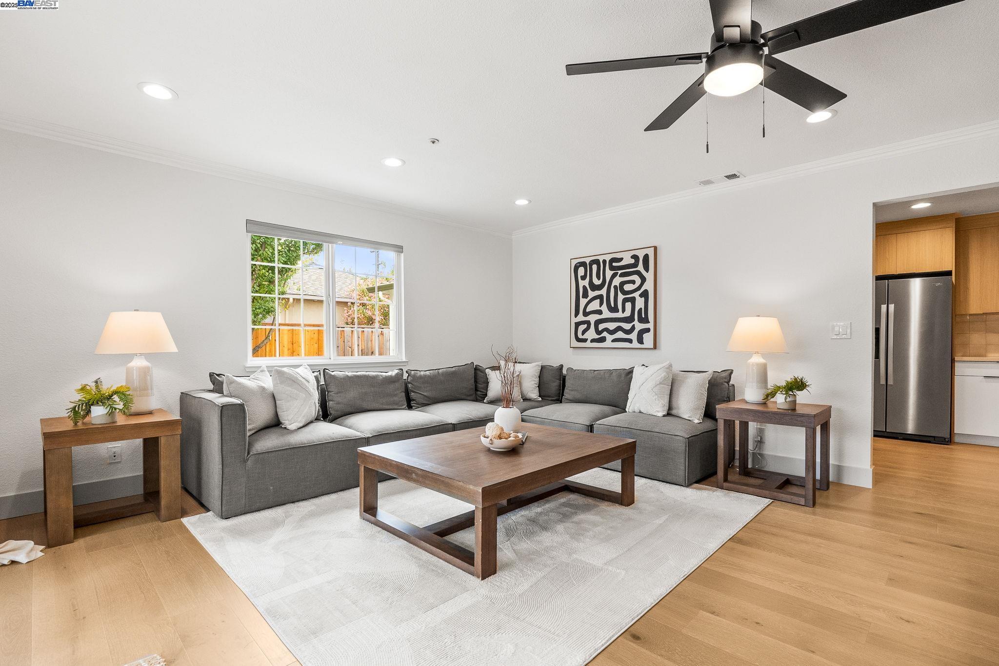 1380 Pauline Dr
