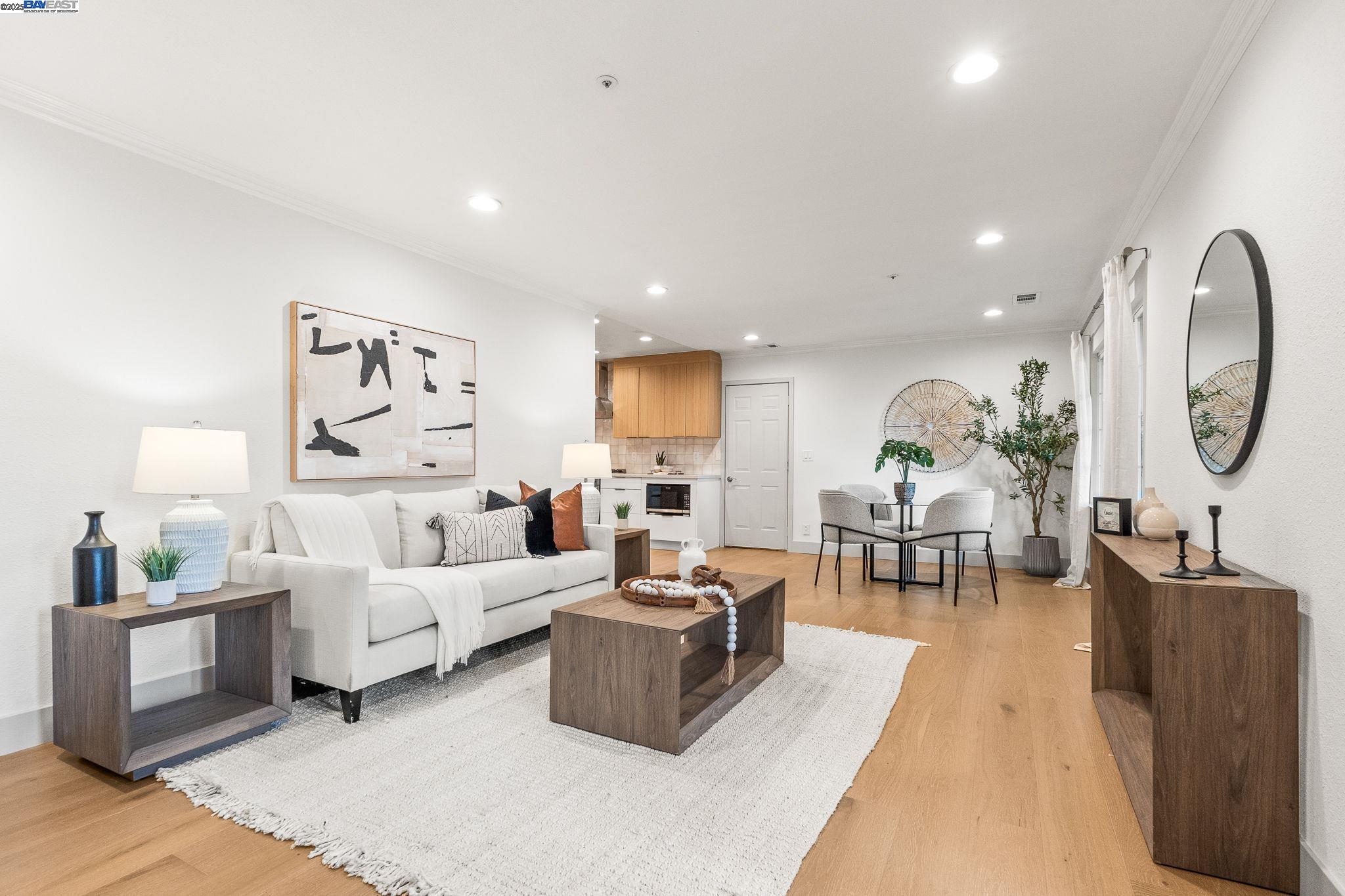 1380 Pauline Dr