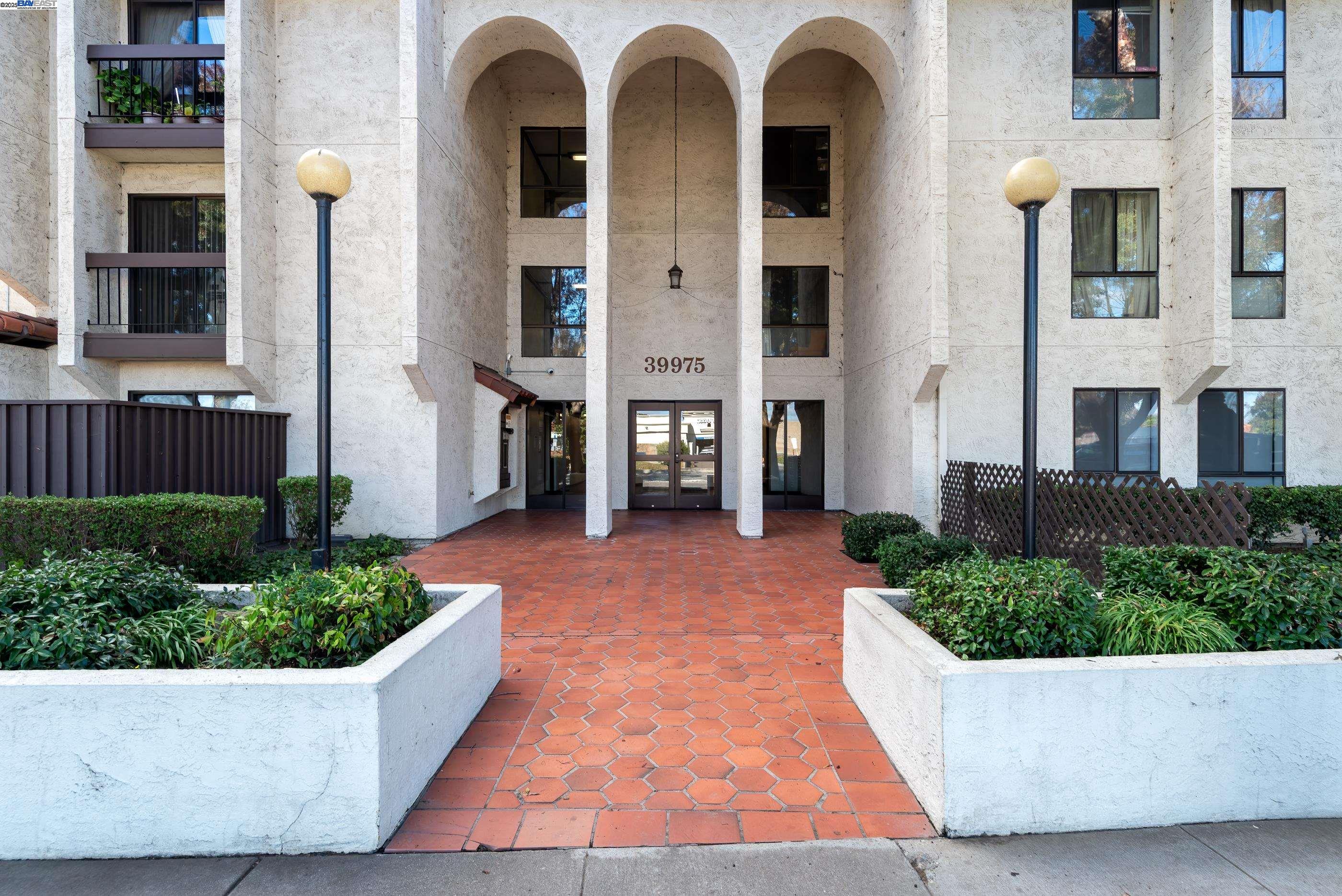 39975 Cedar Blvd # 334