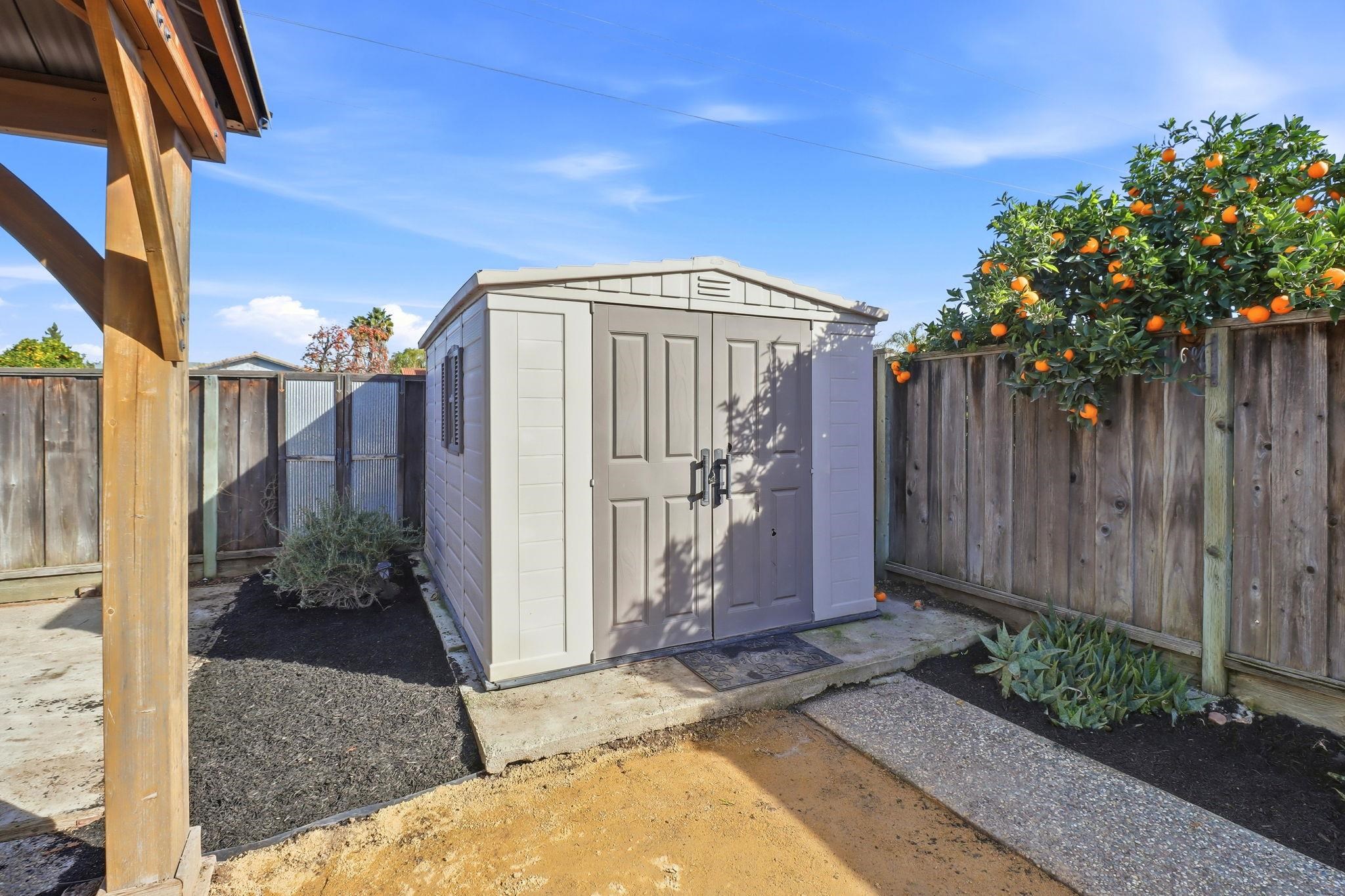 2272 Shadowtree