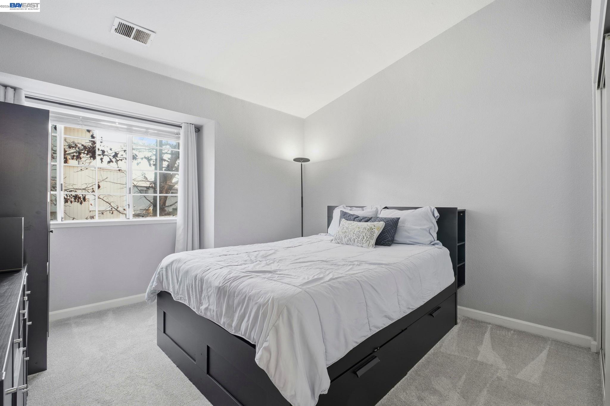 22555 Center St Unit: 211
