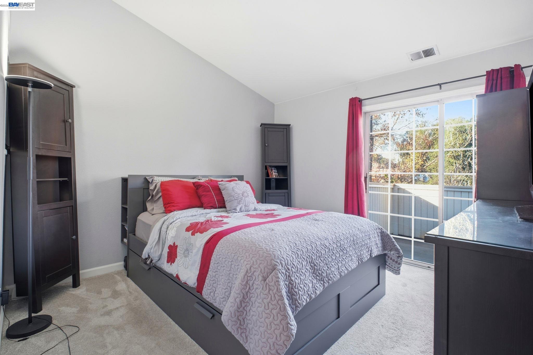 22555 Center St Unit: 211