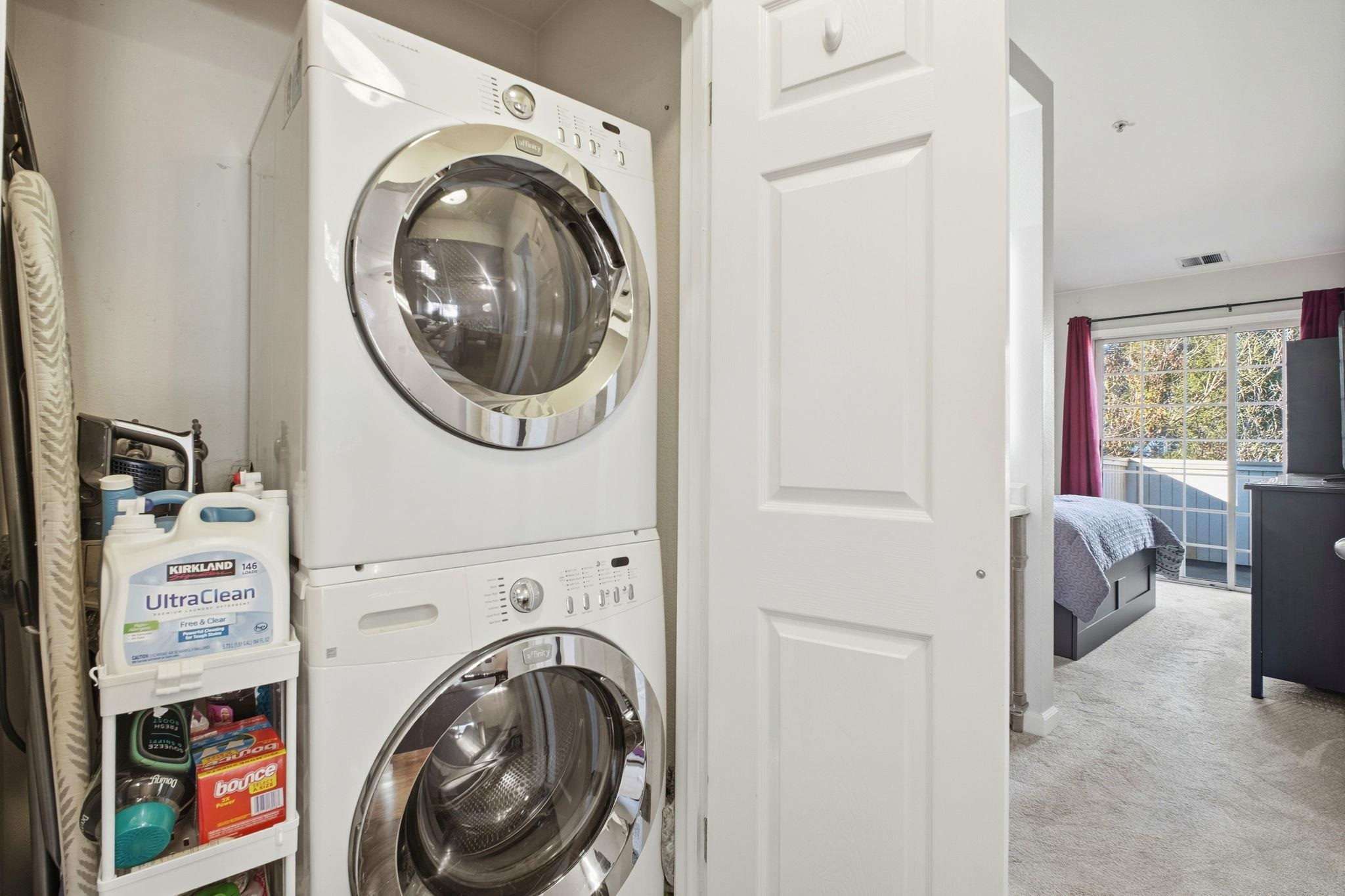 22555 Center St Unit: 211