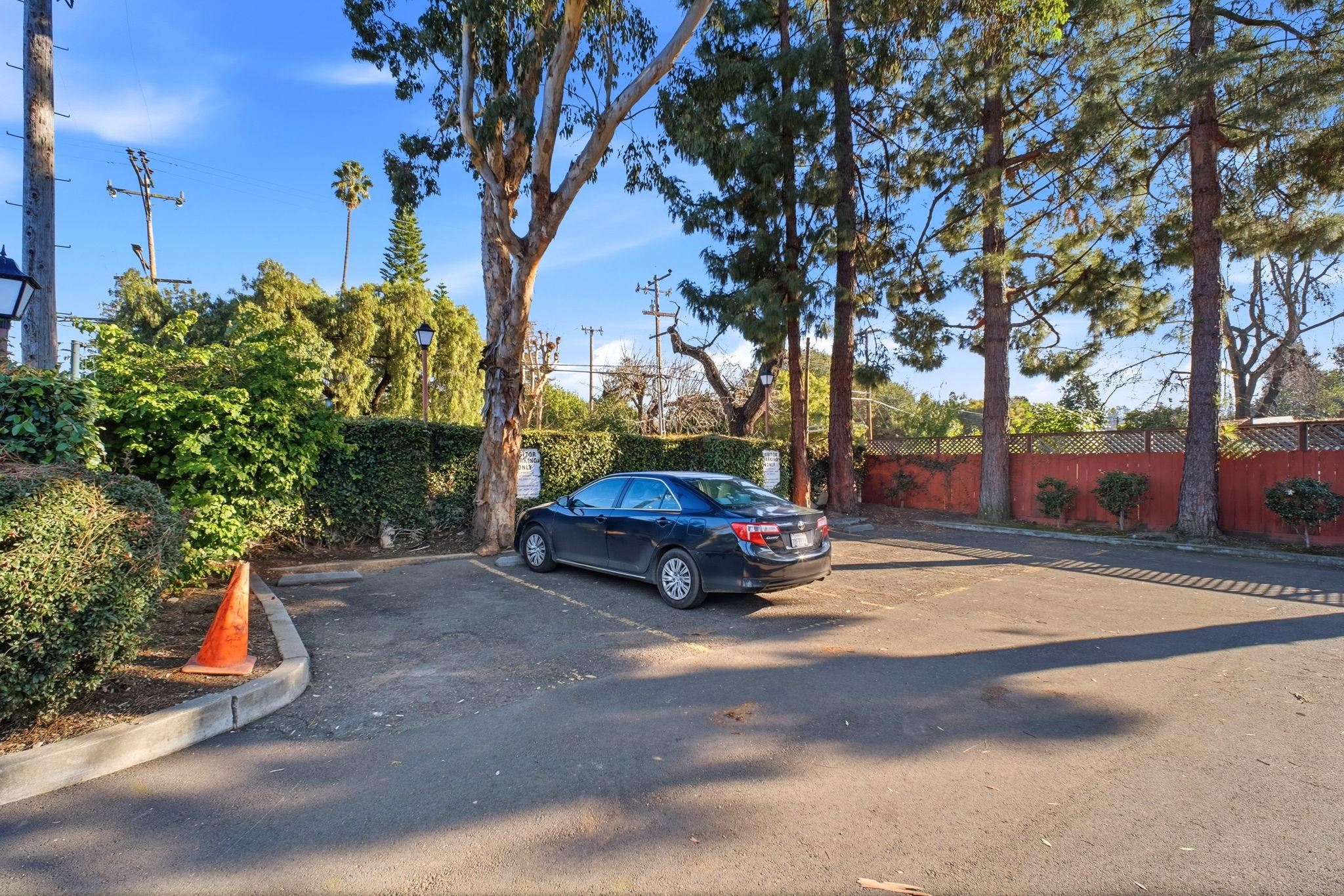 22555 Center St Unit: 211