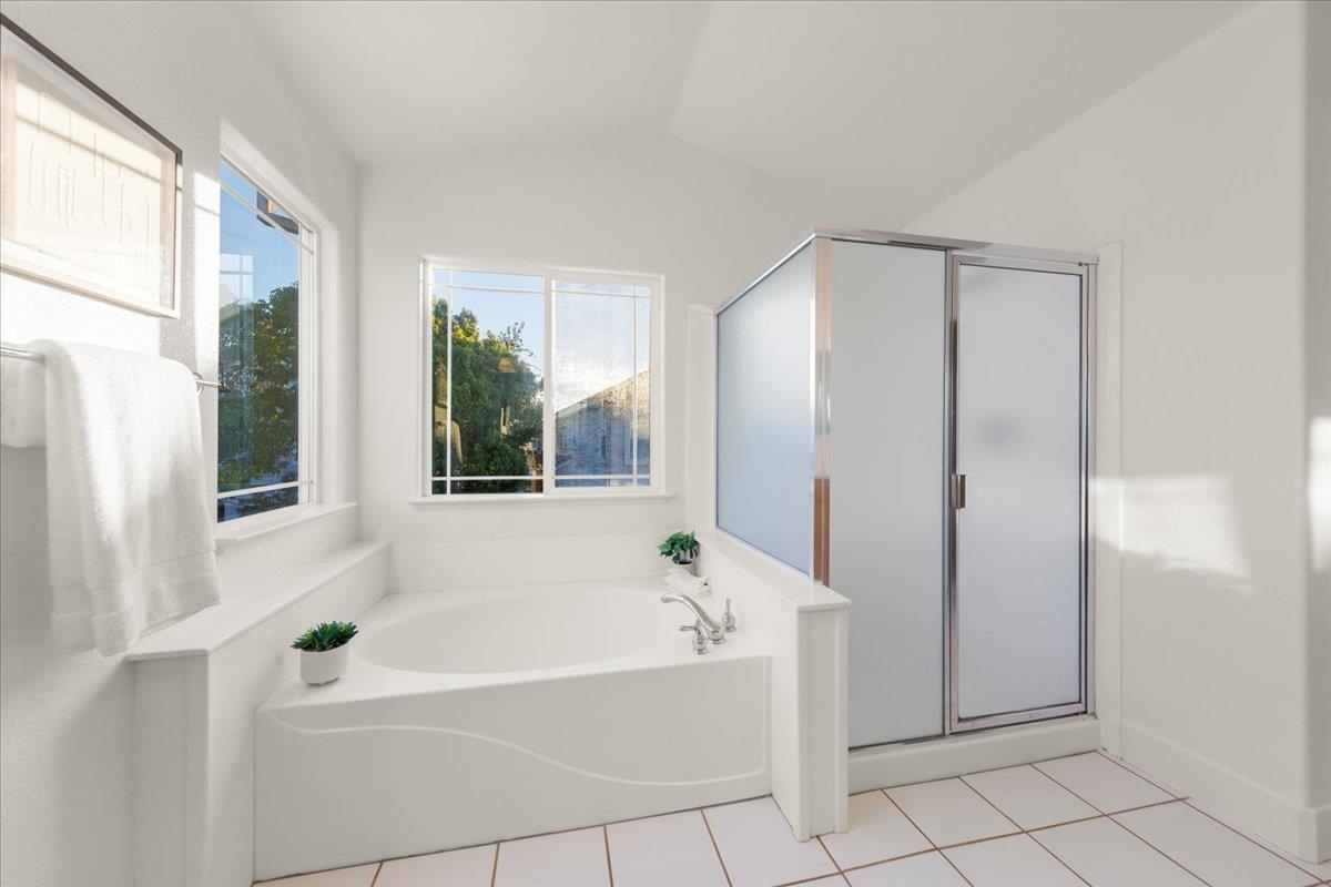 36063 Crystal Springs Dr