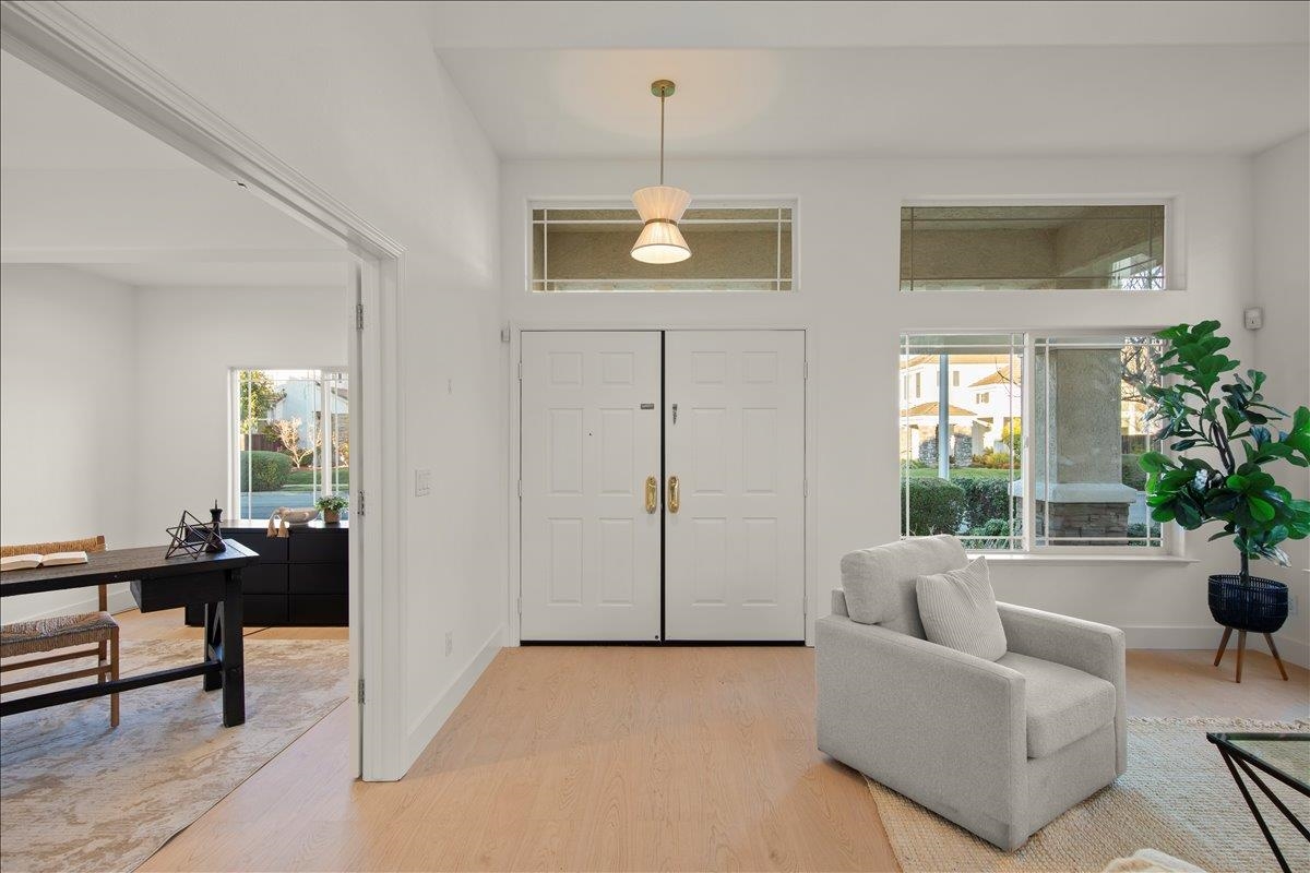 36063 Crystal Springs Dr