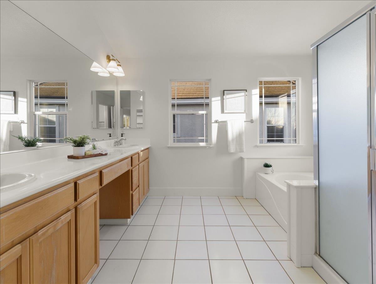 36063 Crystal Springs Dr