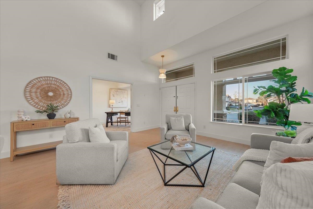 36063 Crystal Springs Dr