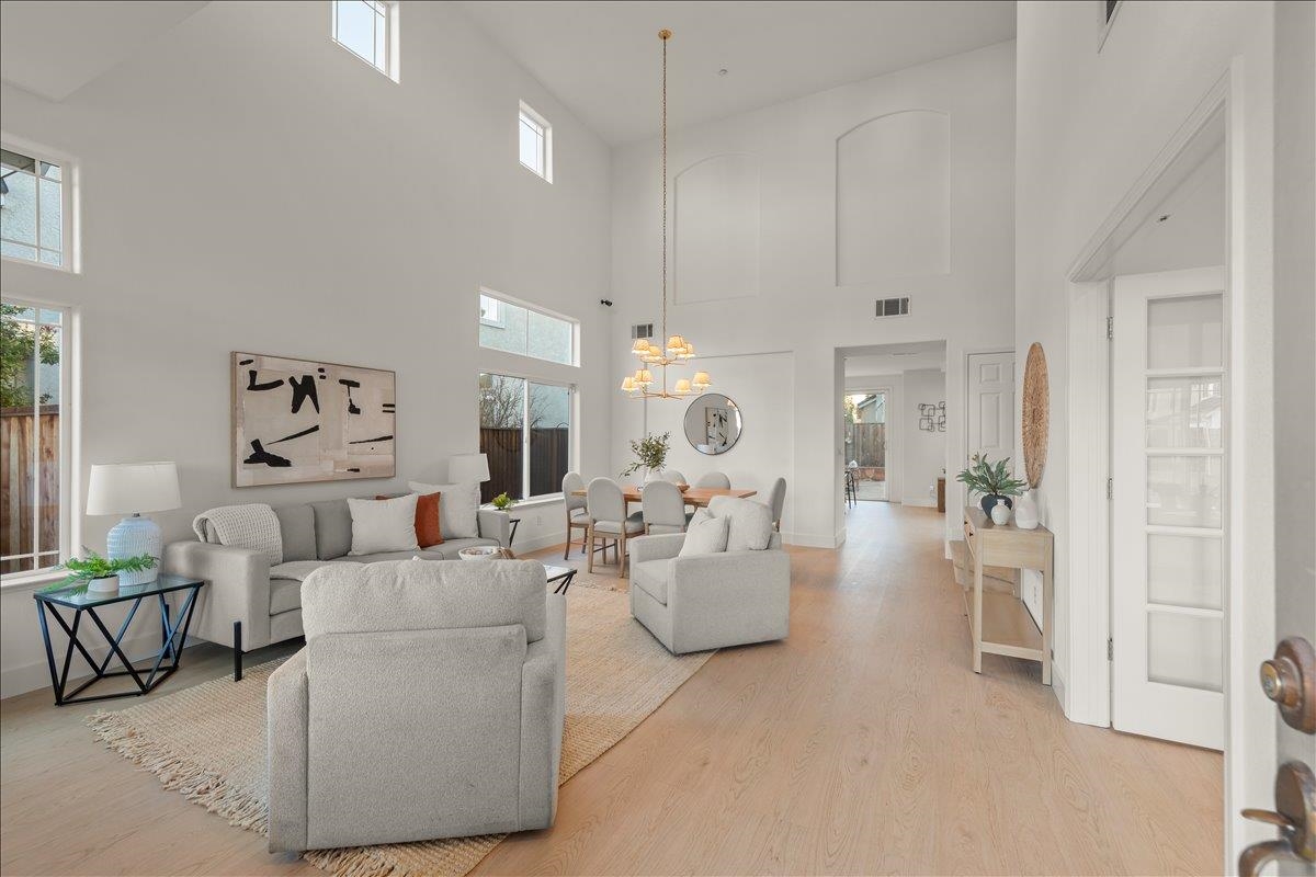 36063 Crystal Springs Dr