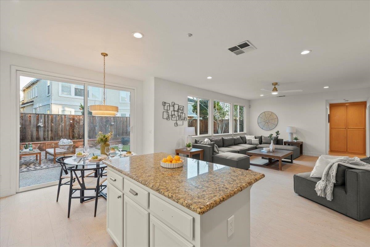 36063 Crystal Springs Dr