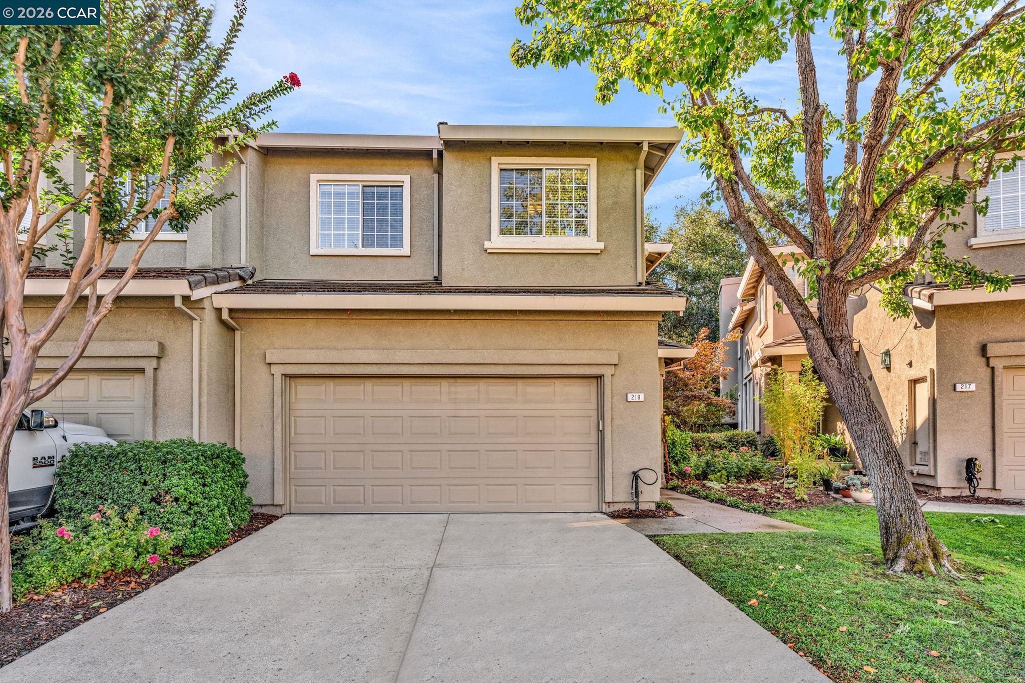 219 Forest Creek Ln