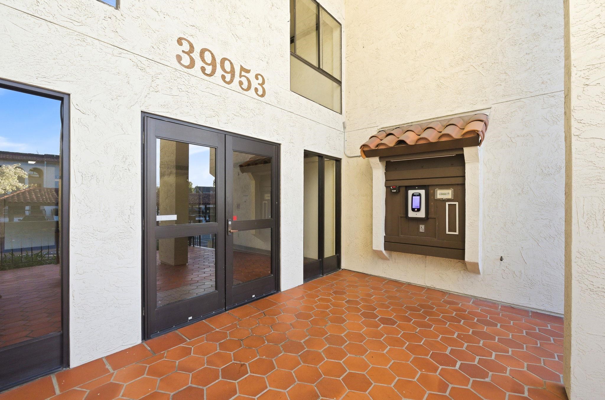 39953 Cedar Blvd # 324