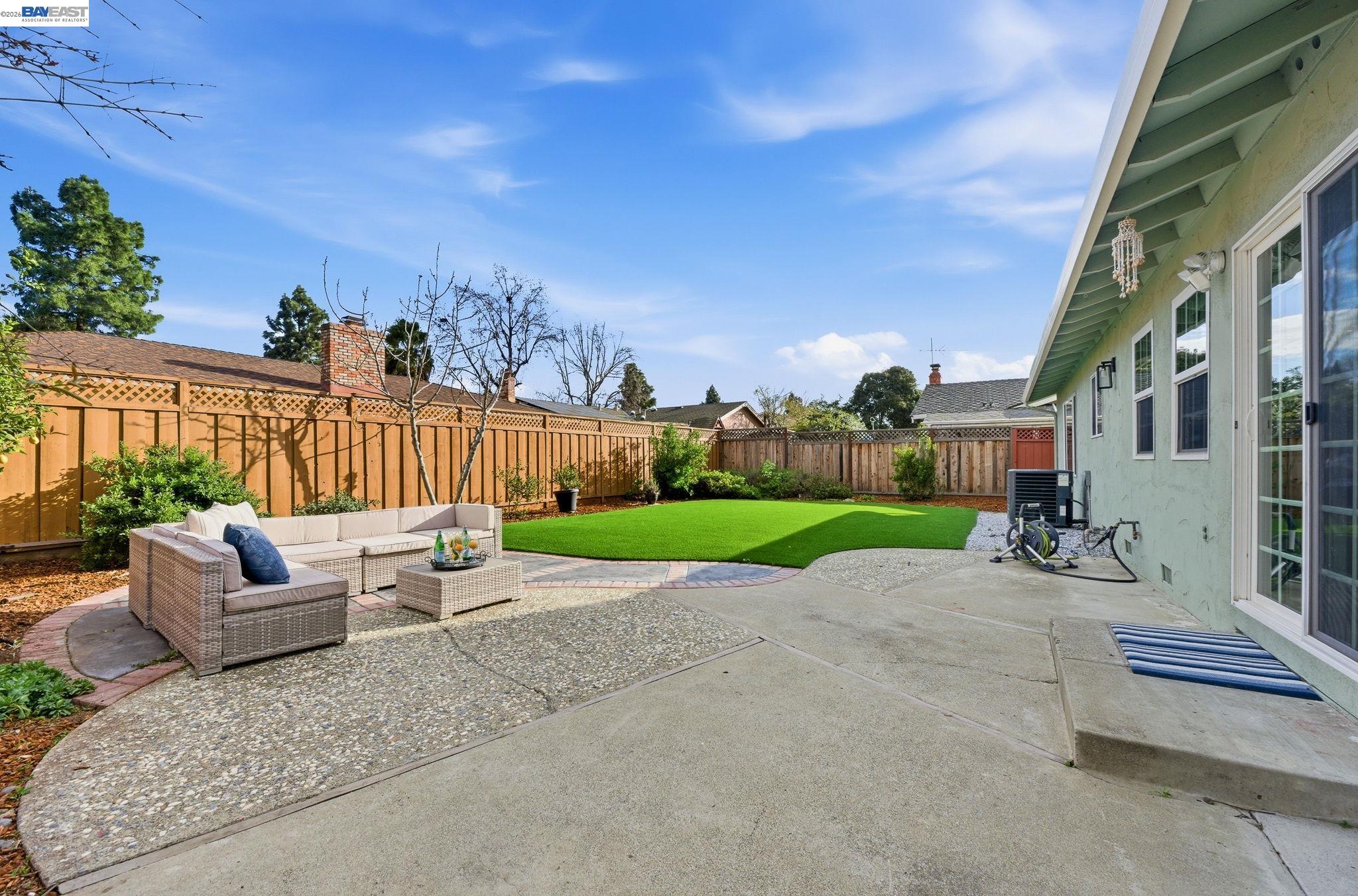 5228 Falmouth Pl