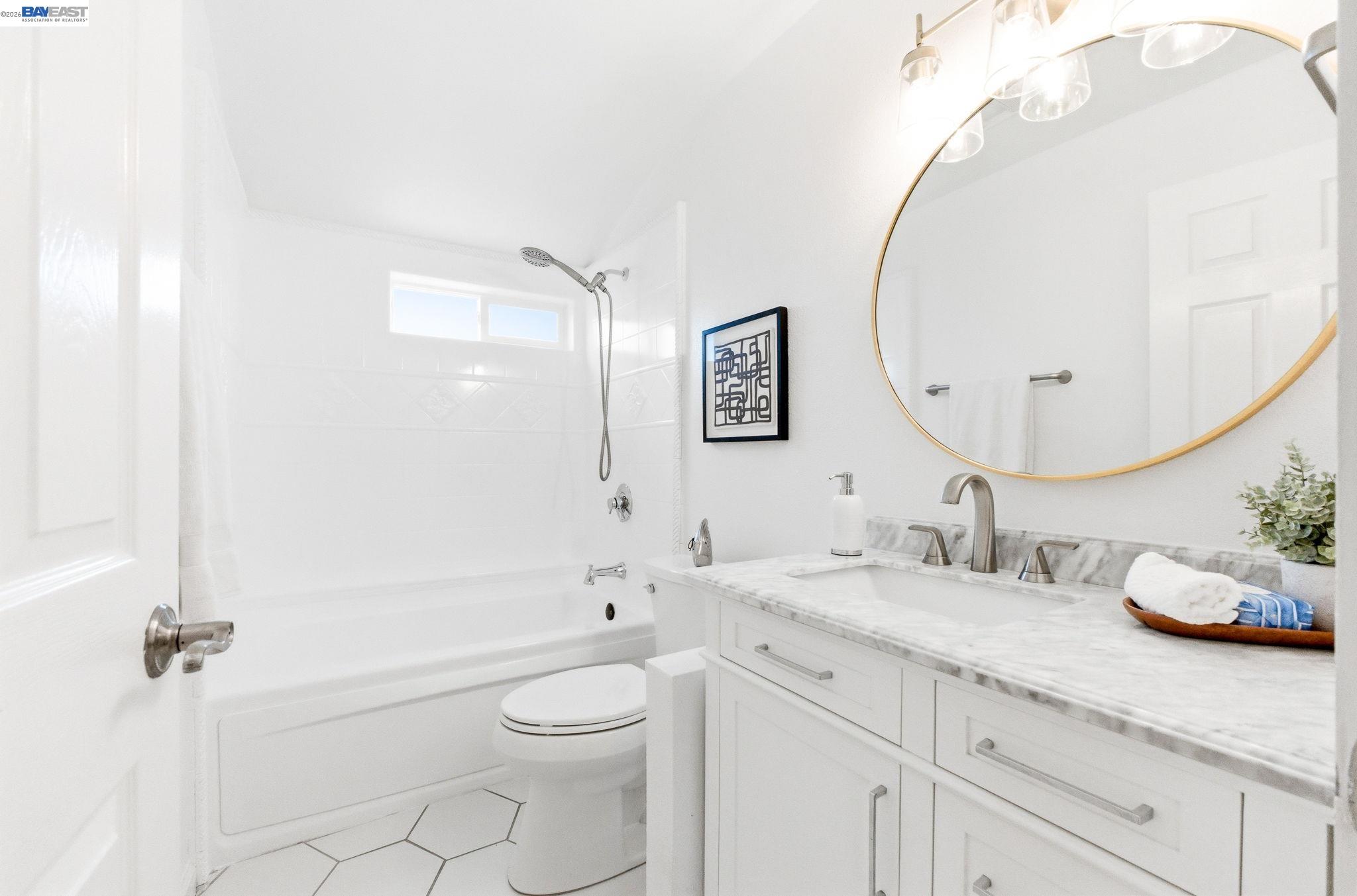 5228 Falmouth Pl