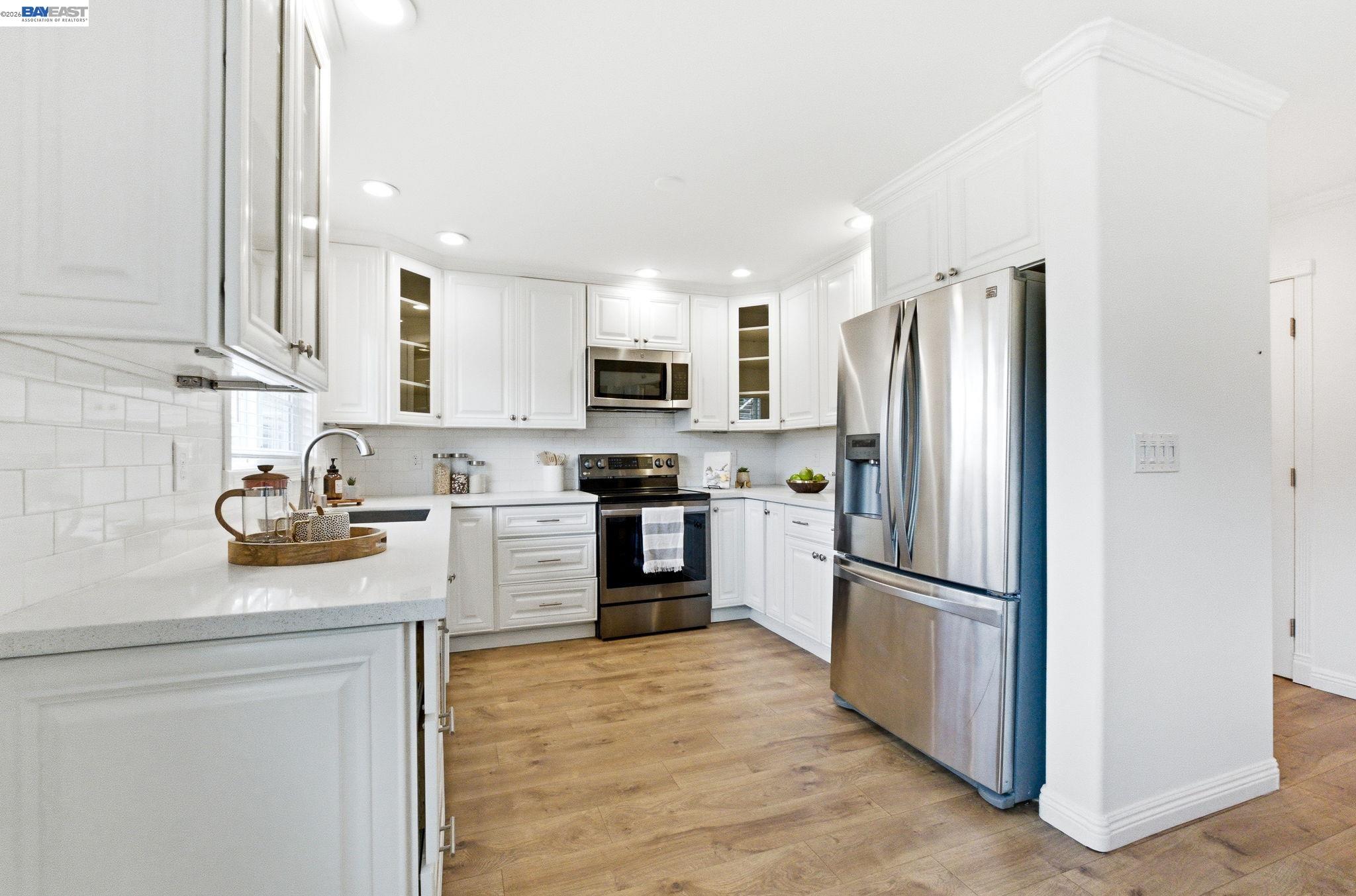 5228 Falmouth Pl