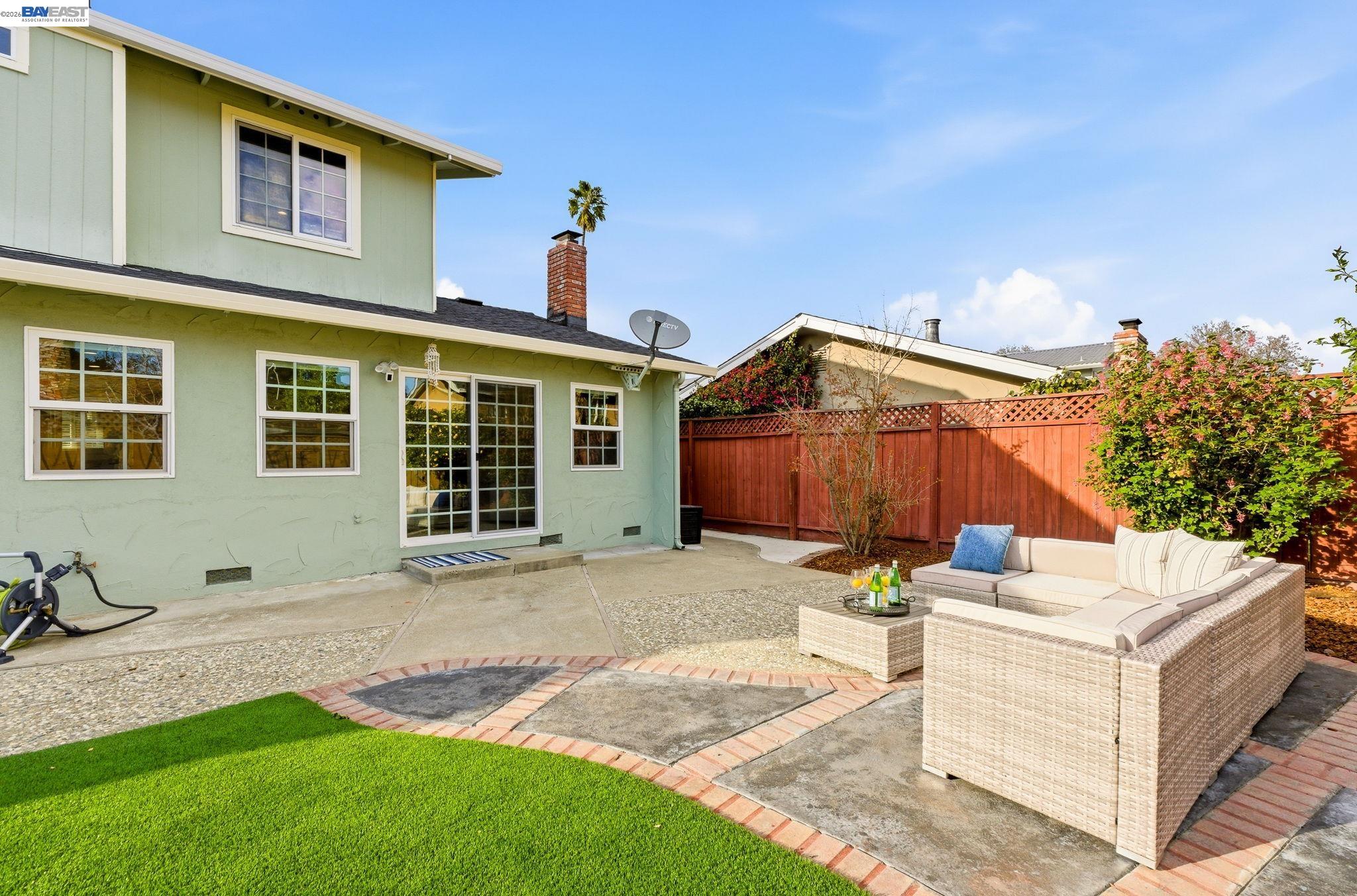 5228 Falmouth Pl
