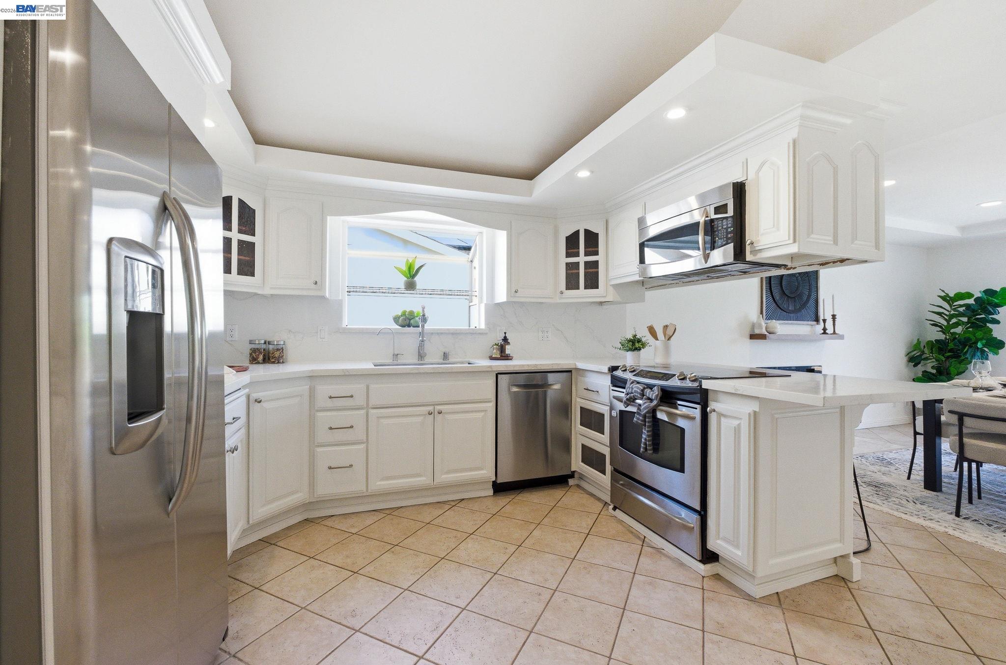 2446 Bing Pl
