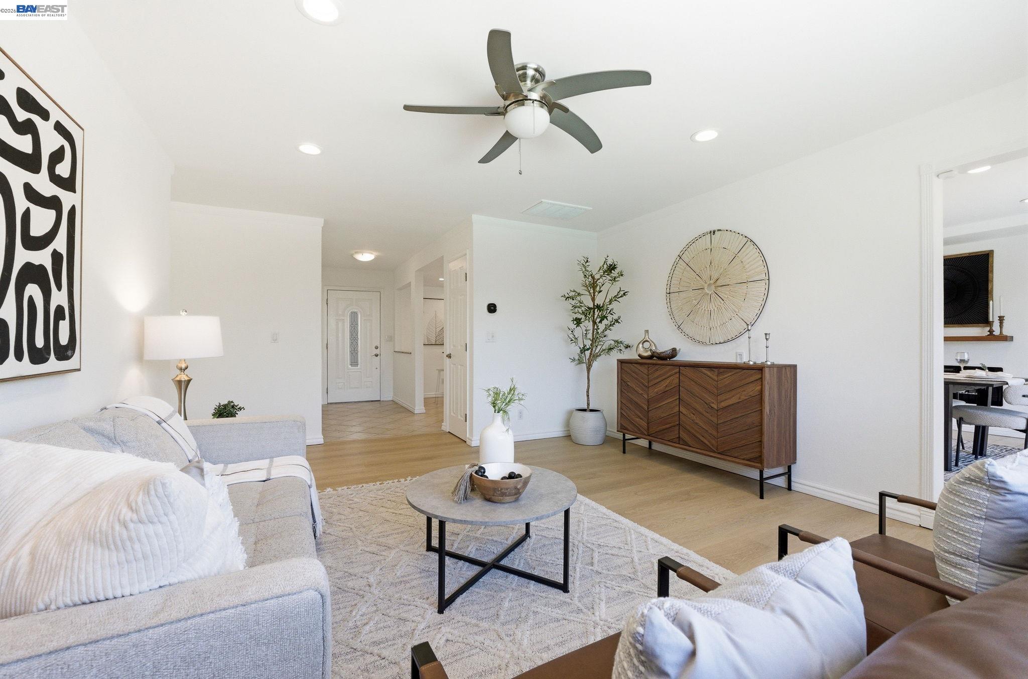 2446 Bing Pl