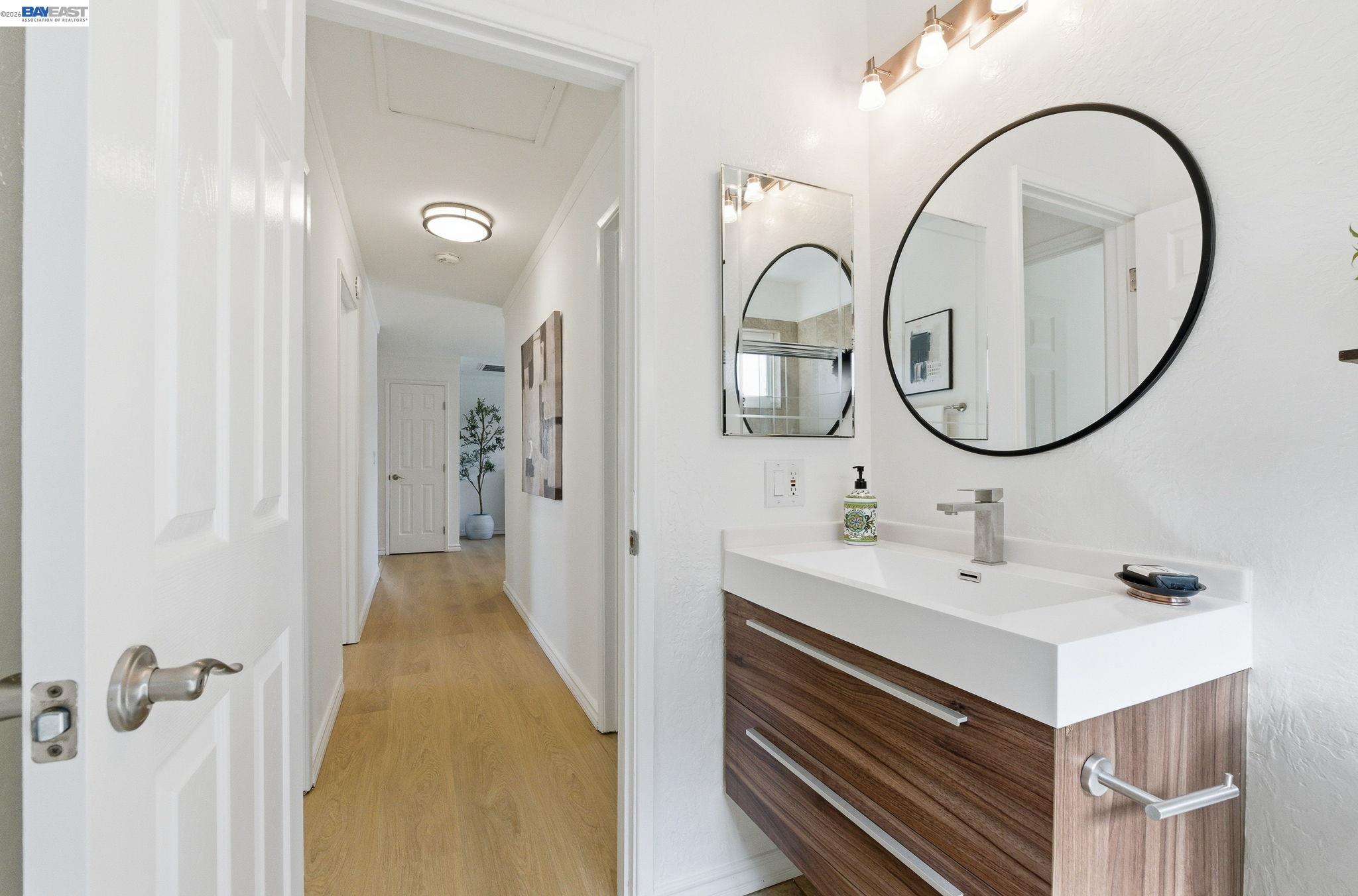 2446 Bing Pl