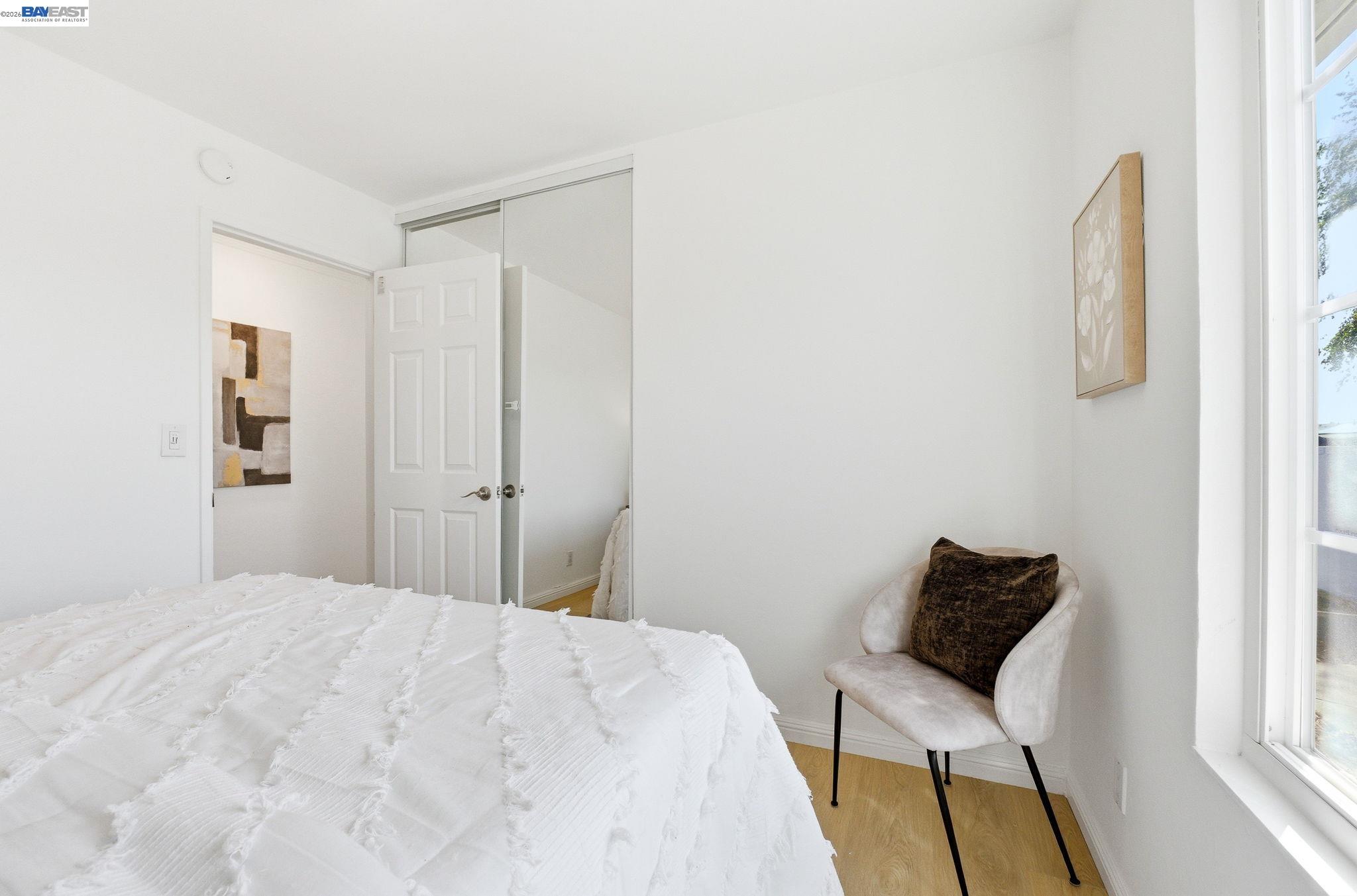 2446 Bing Pl