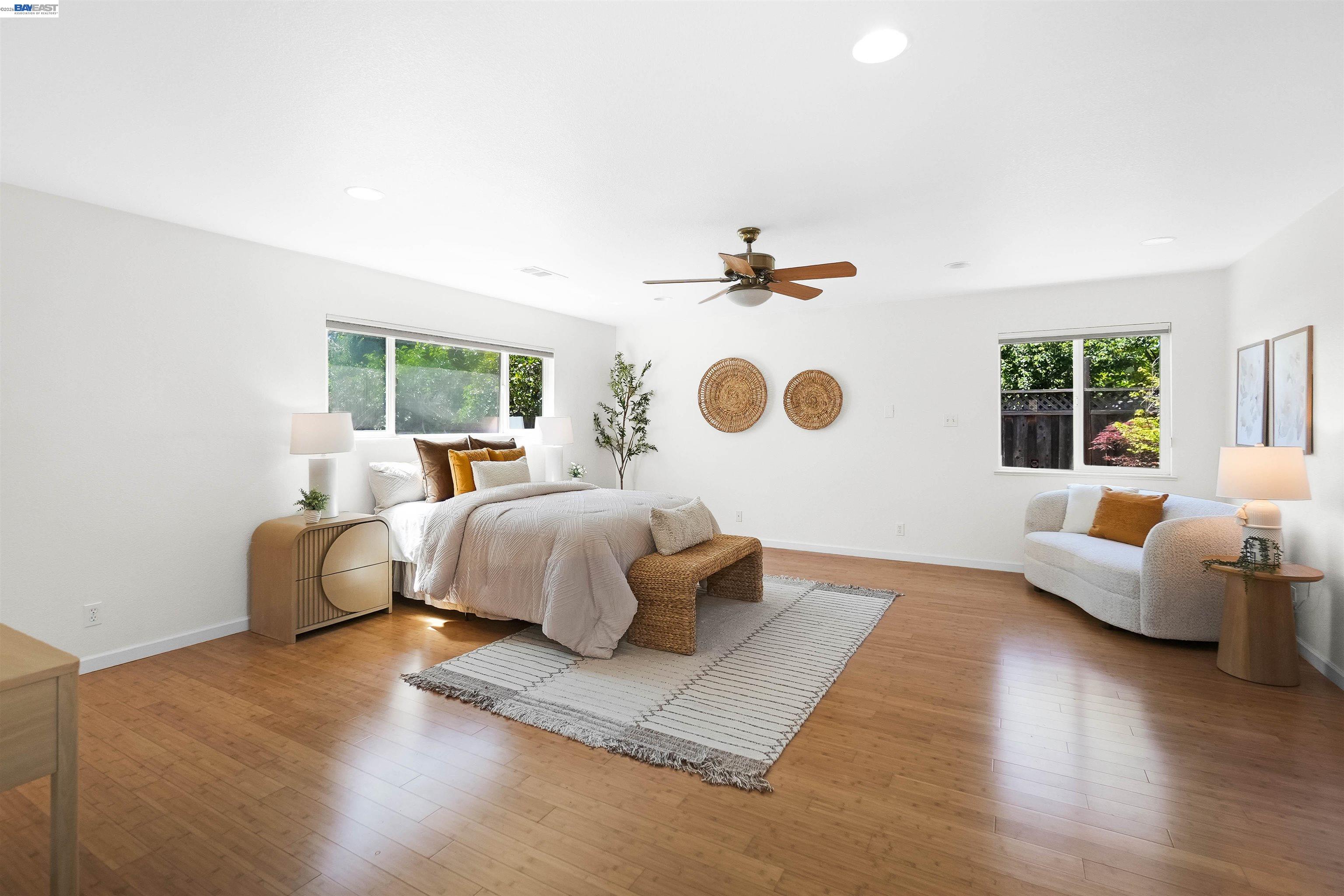 4325 Lorren Dr