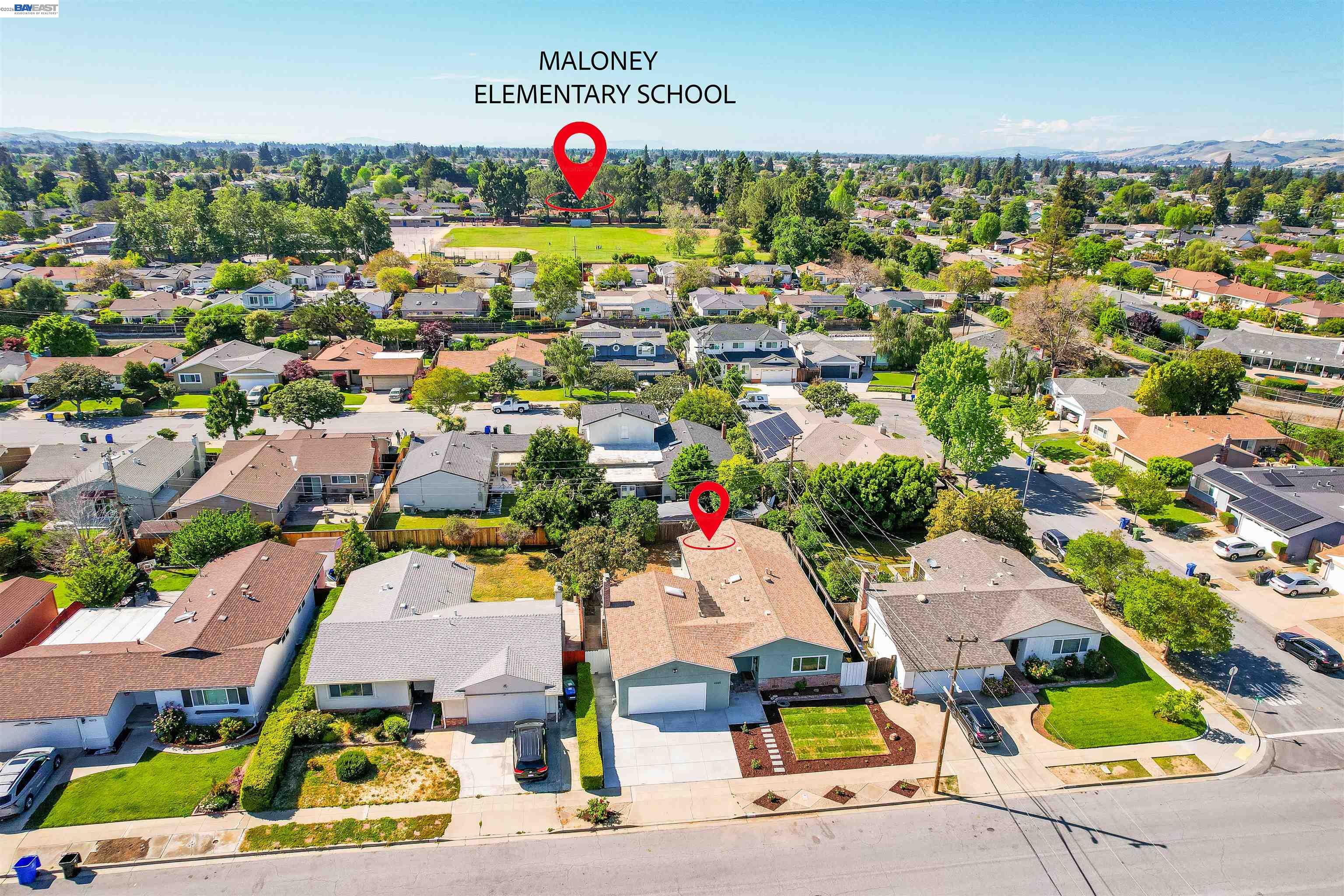 4325 Lorren Dr