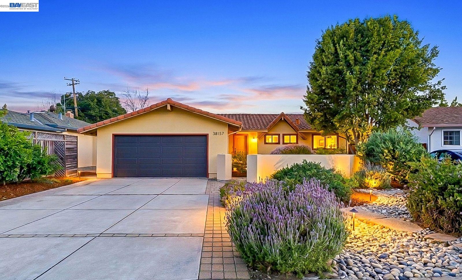 38157 Parkmont Dr