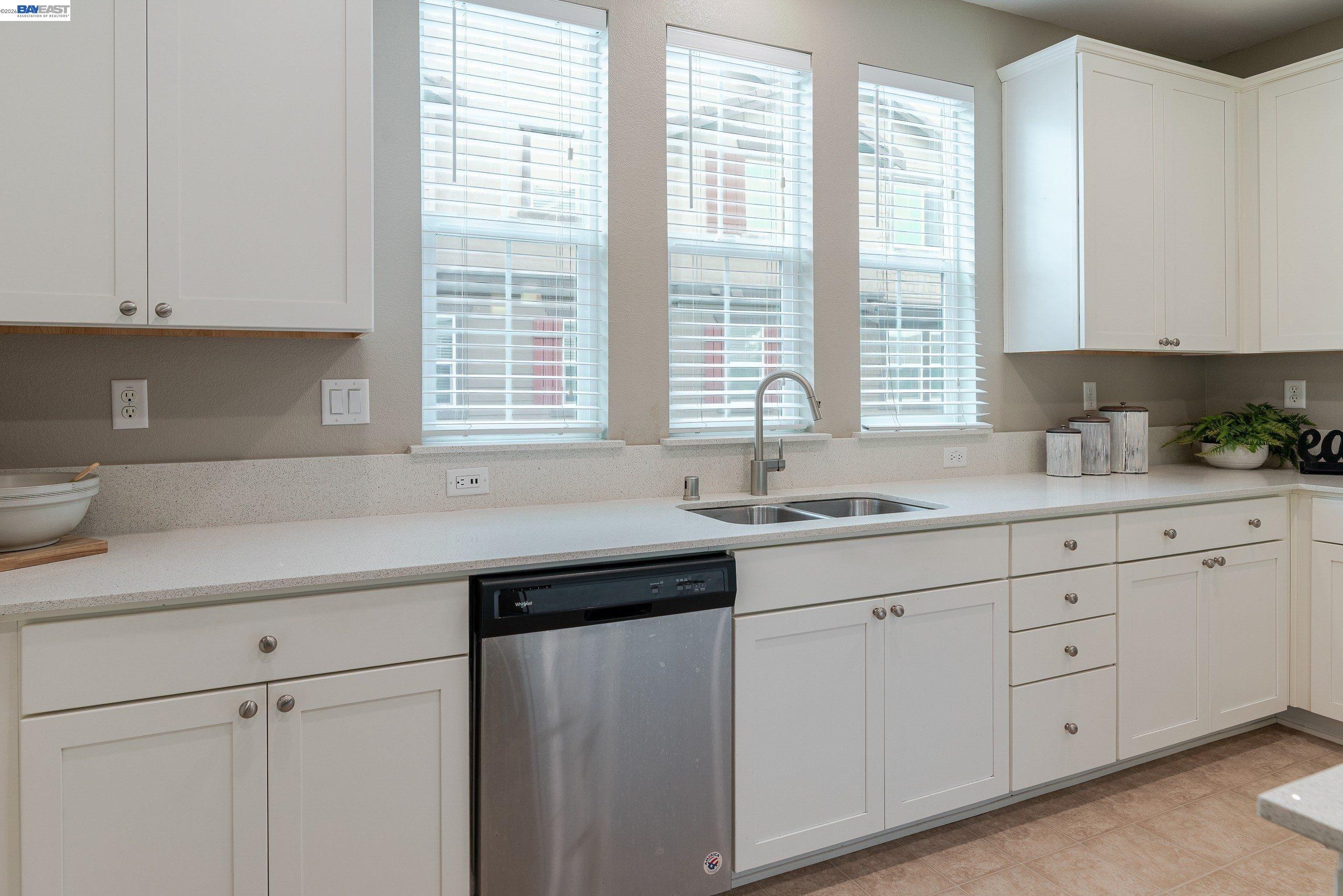 1114 Speros Ct